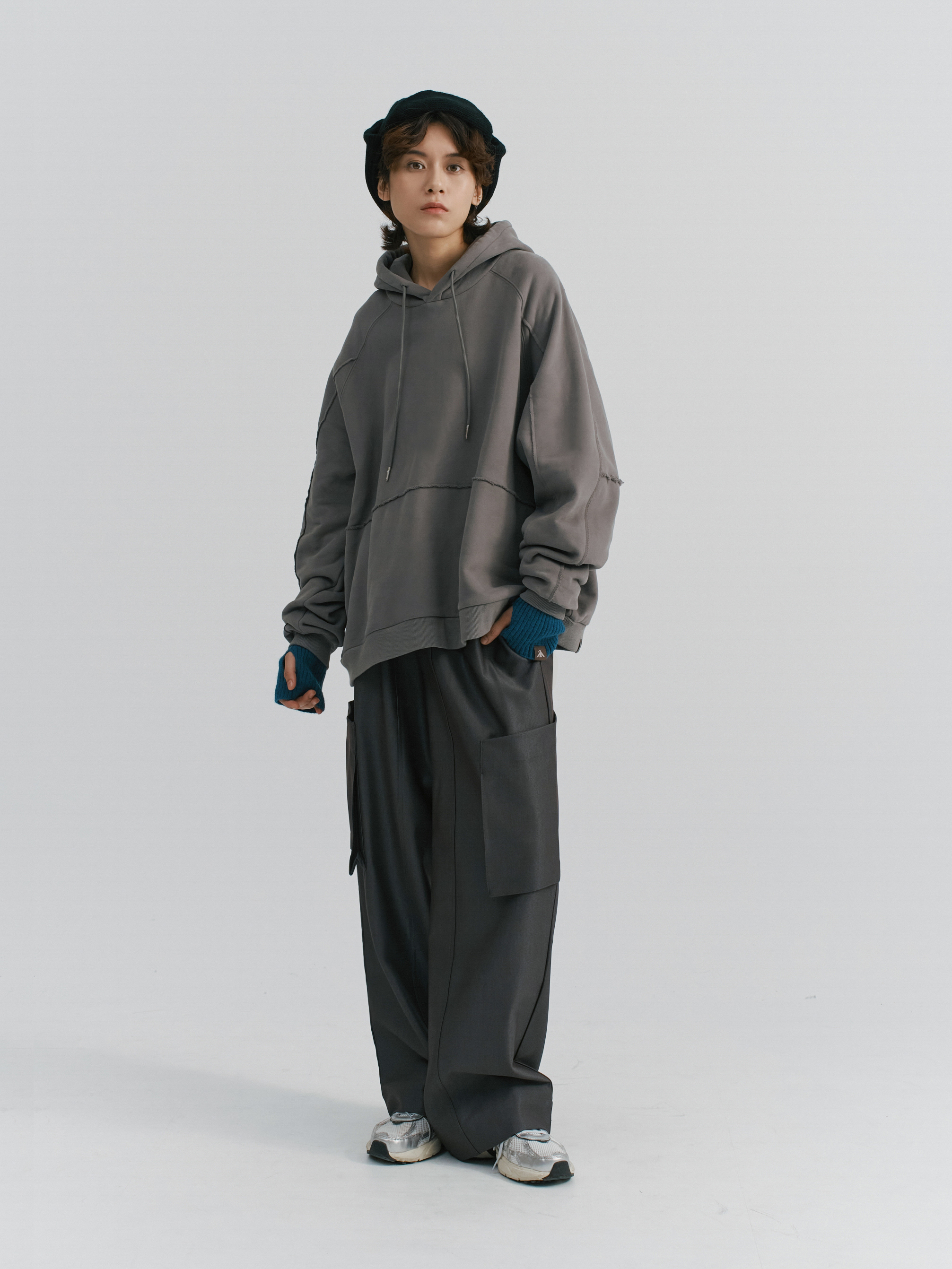 MELSIGN X mouggan - HOODIE SWEATER - DARK GREY
