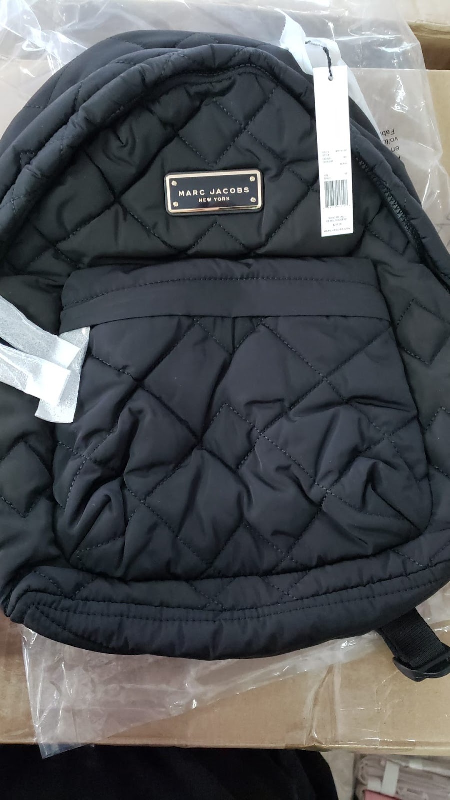 4G117 Marc Jacobs 黑色菱格背包 35X27cm