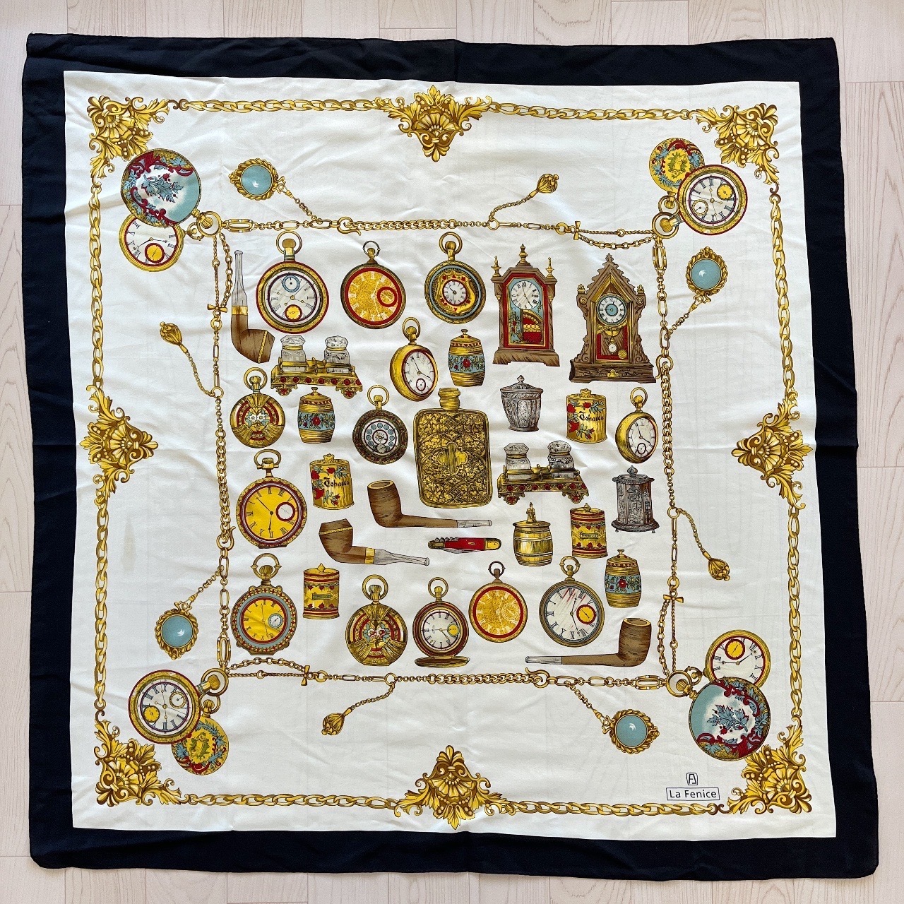 La Fenice古董鐘錶圖案絲巾