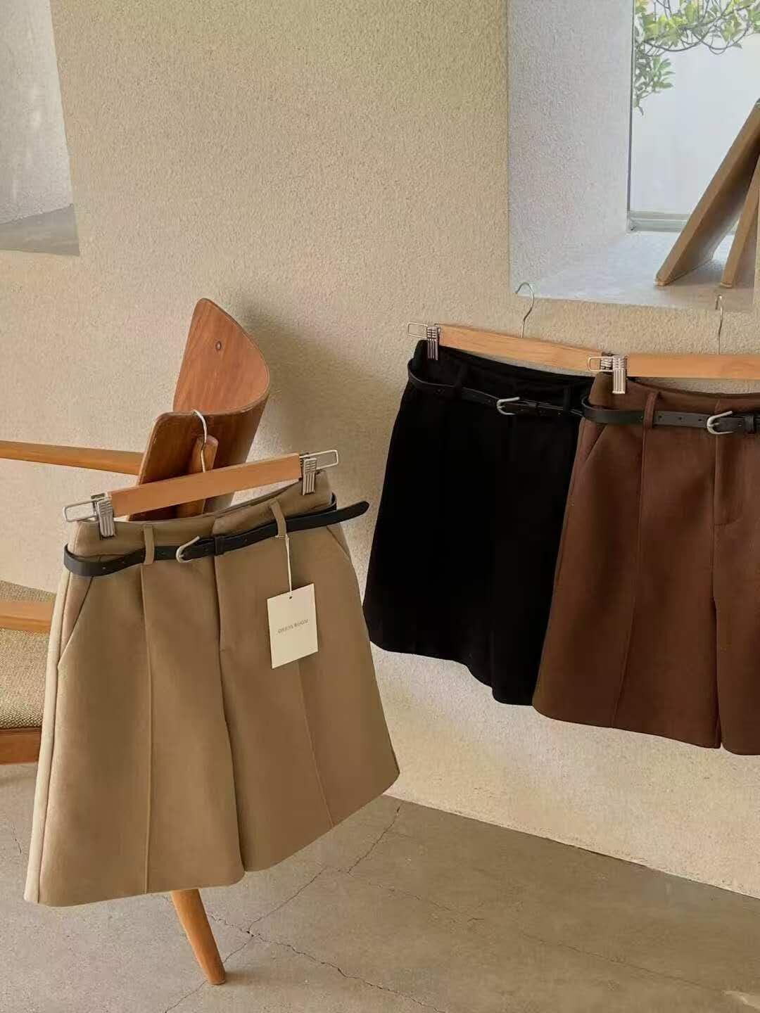 DR5410 顯瘦壓線短褲 - S *特價* (優惠碼同充值購物金不適用)