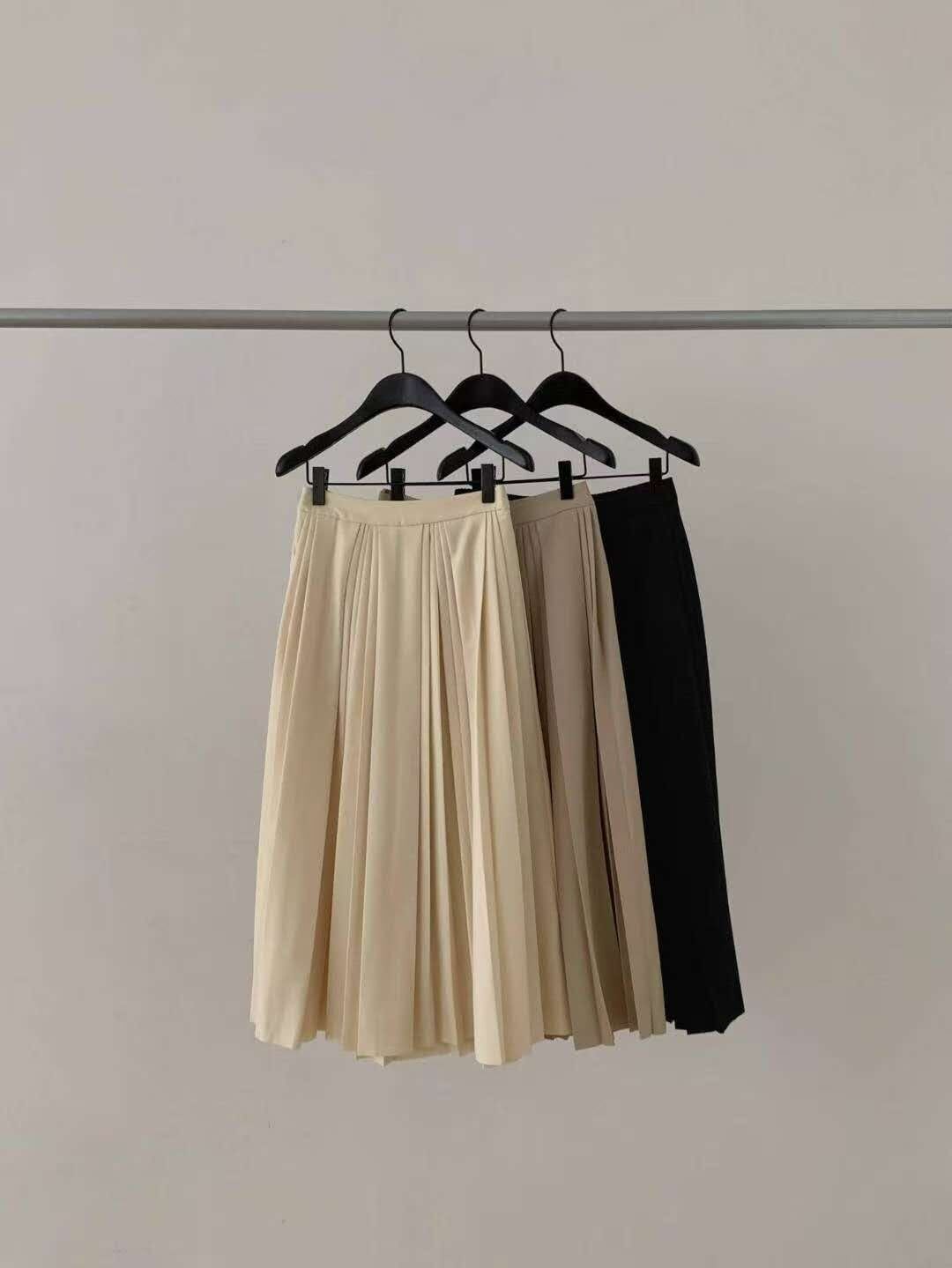 DR5413 傘形壓摺優雅半裙 *特價* (優惠碼同充值購物金不適用)