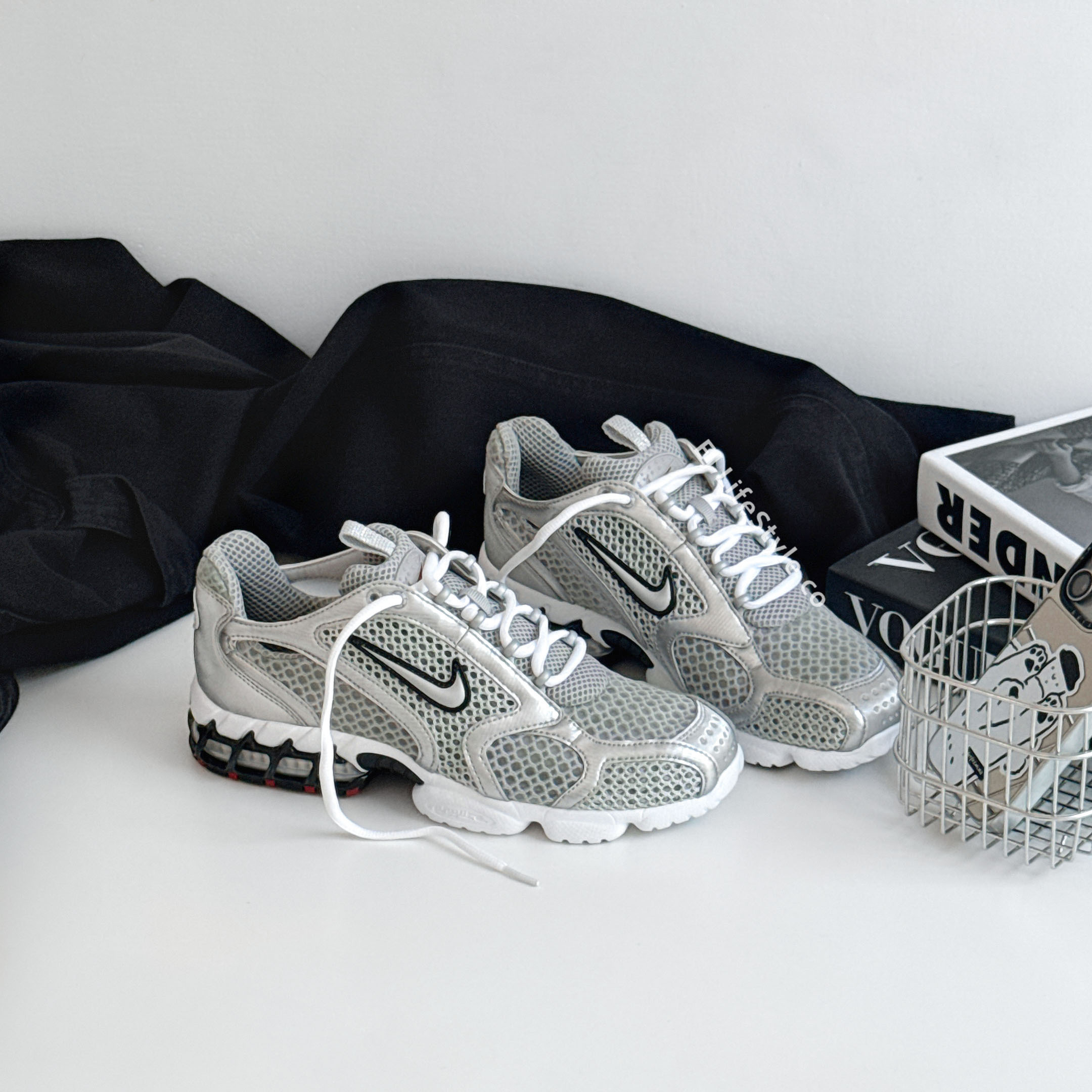 NIKE AIR ZOOM SPIRIDON CAGE 2 太空灰銀 黑白 紅 金屬銀 未來感 復古 氣墊 男鞋 / 現+預
