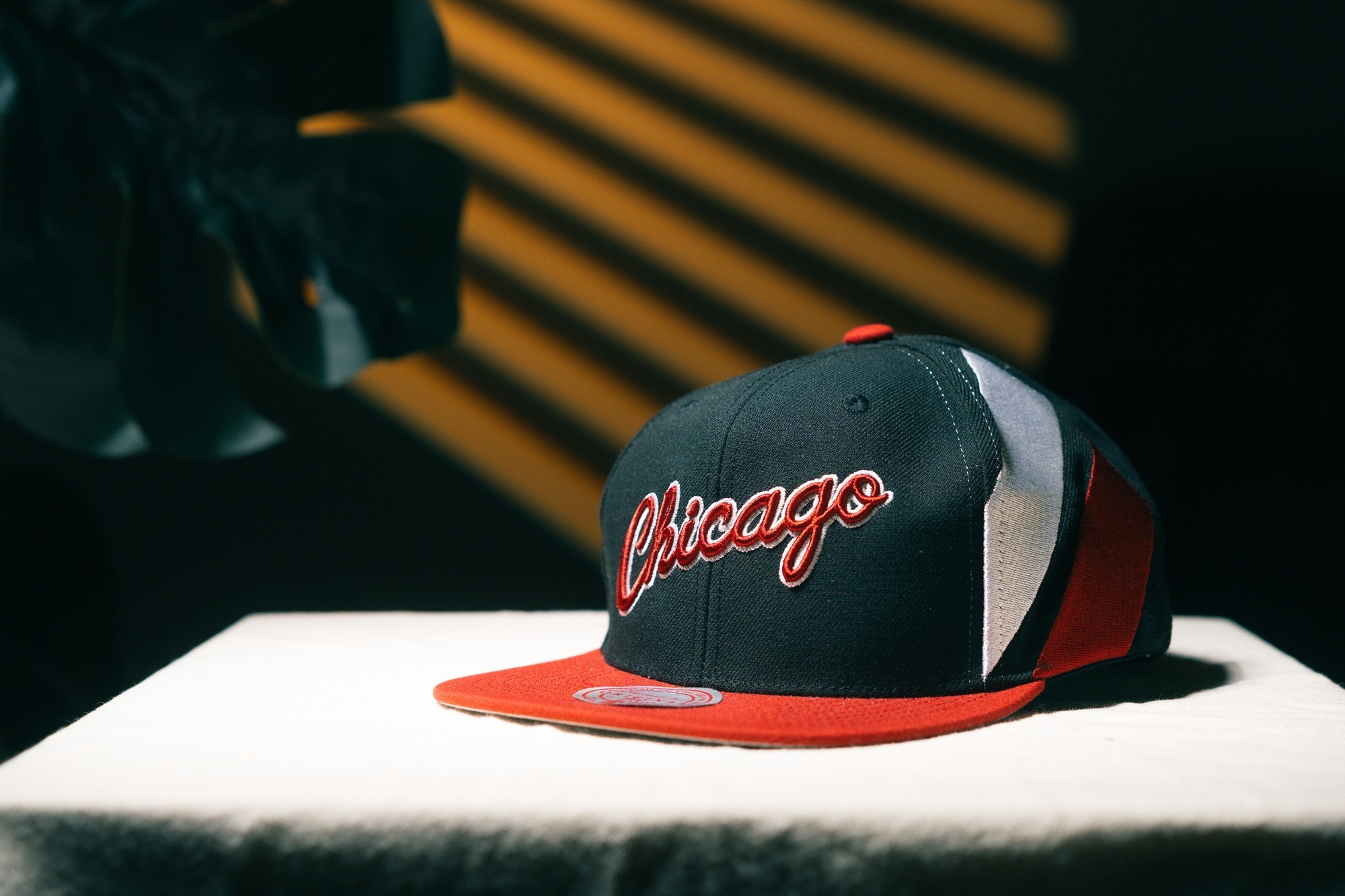 NBA帽子 Chicago Bulls 芝加哥公牛 草寫黑紅 明星賽紀念章 棒球帽 M&N 可調式 全新