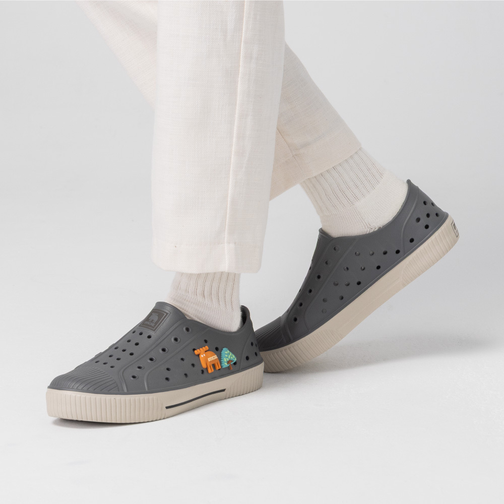 雙色洞洞餅乾水鞋 (板岩灰)