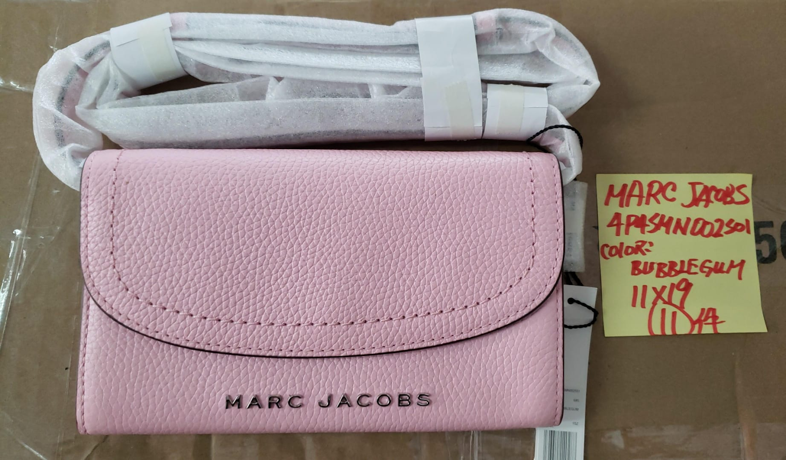 4G121 Marc Jacobs 幼帶單邊長方斜孭袋