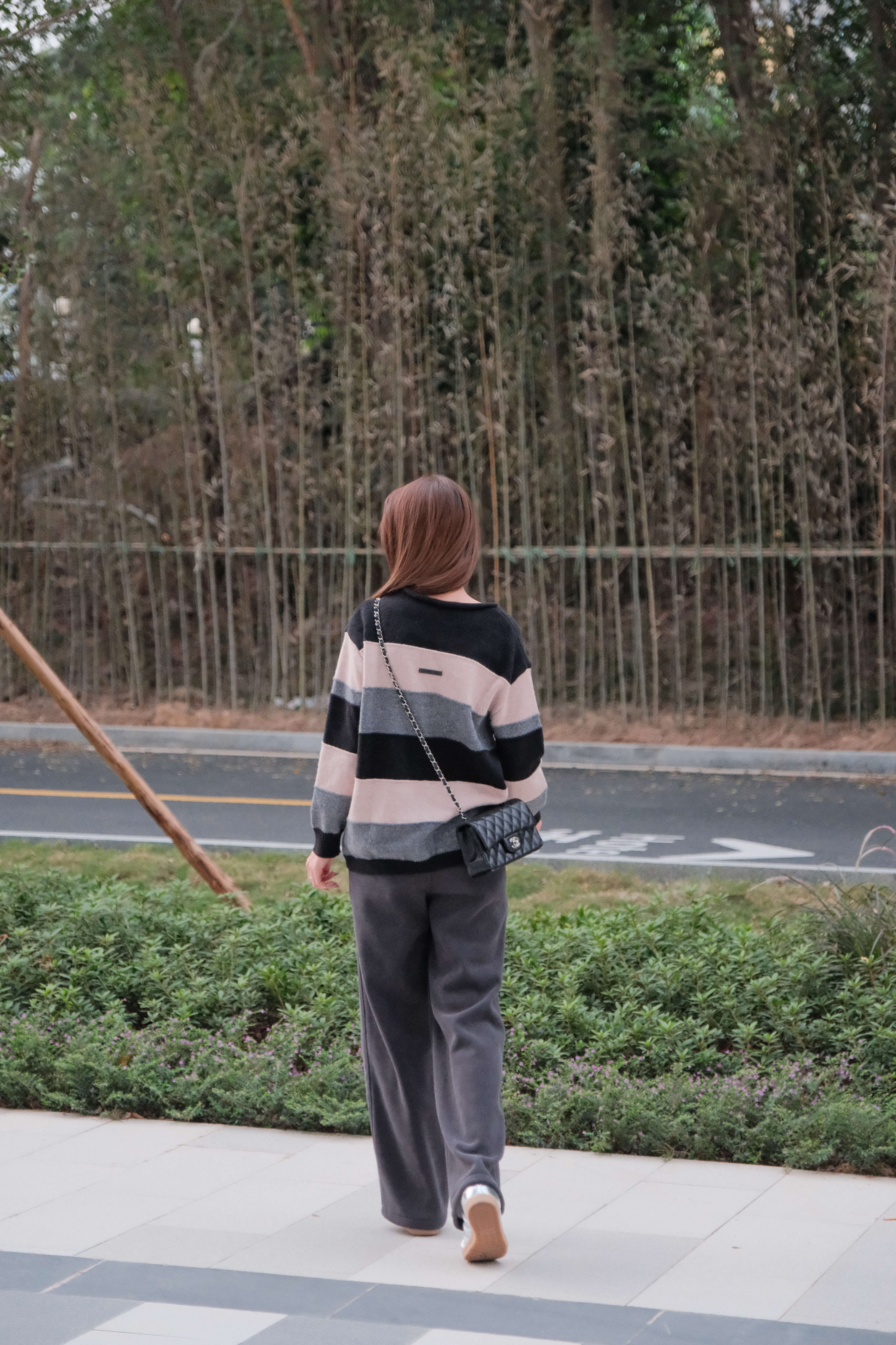 Colorblock Striped Overfit Sweater_KN261L08