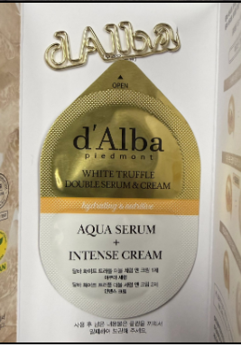 PP2026-E34-d'alba 精華面霜試用裝（exp：2027.1）（清倉貨品不退不換以不影響實際使用為準，現貨可新蒲崗倉庫即取）