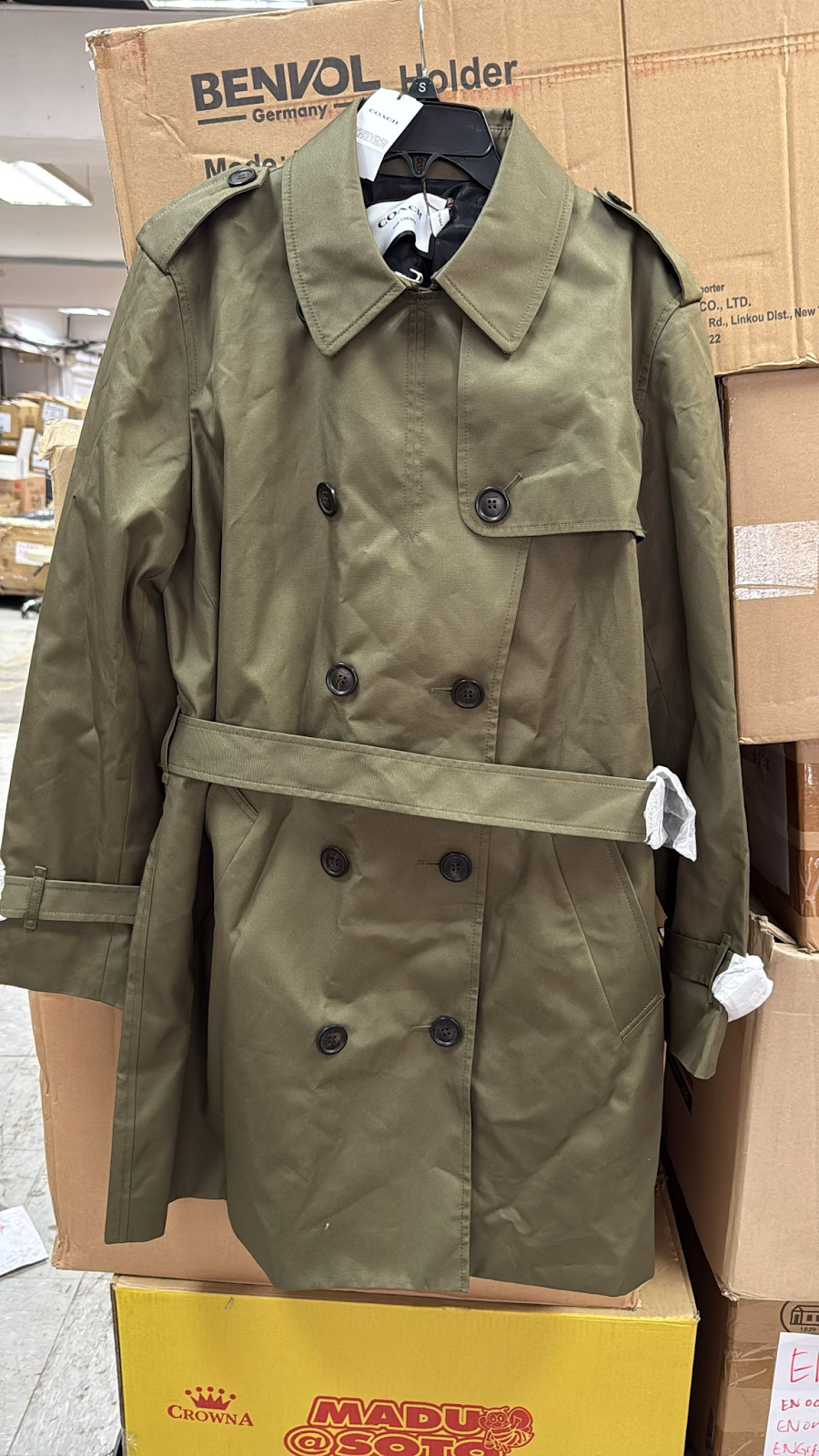 4G139 Coach 乾濕褸 綠色XL