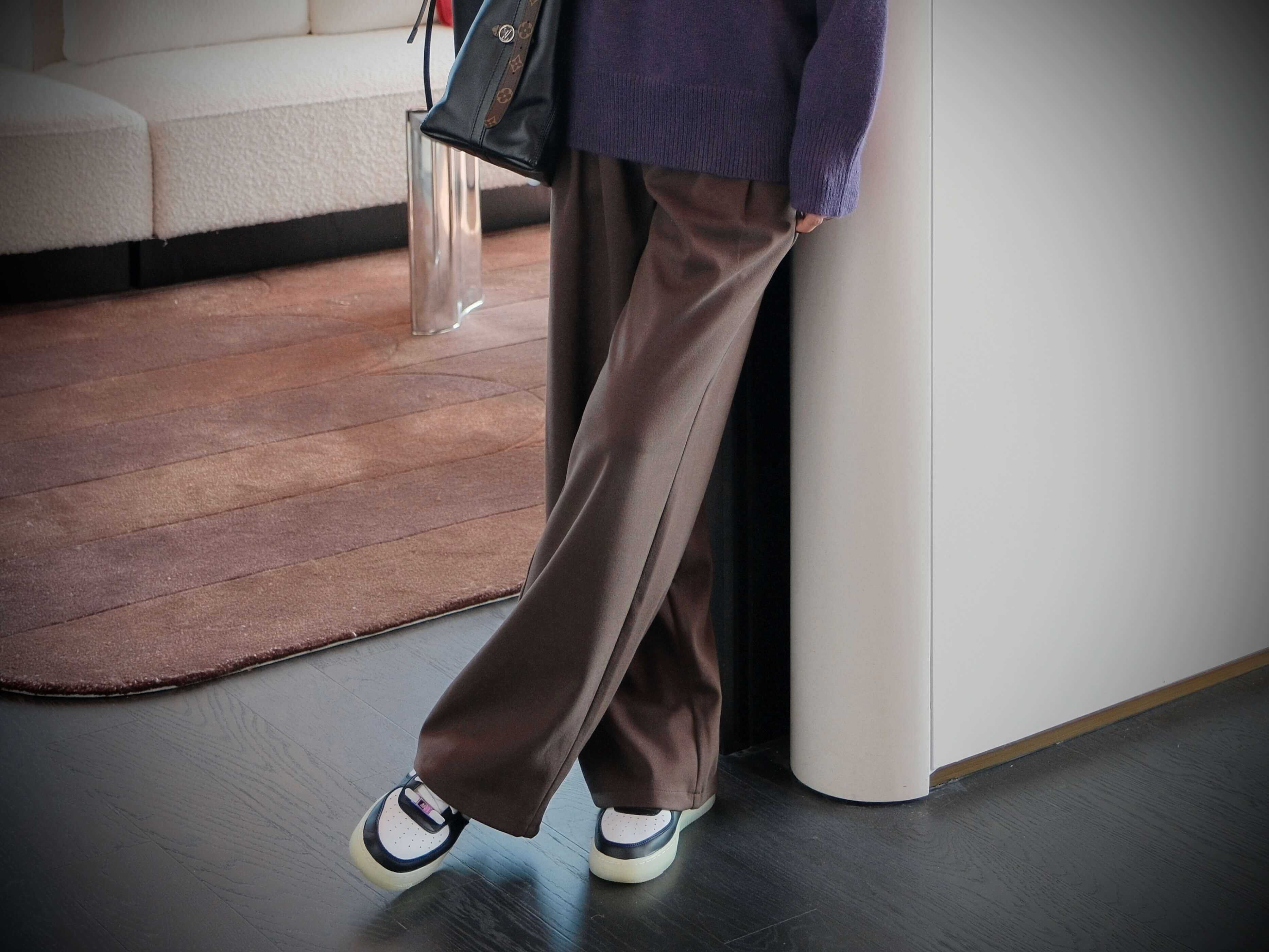 Pleated Wide Leg Pants_PT261L25