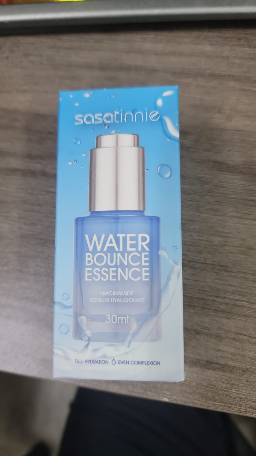 4G182 sasatinnie 高效注水彈潤精華30毫升