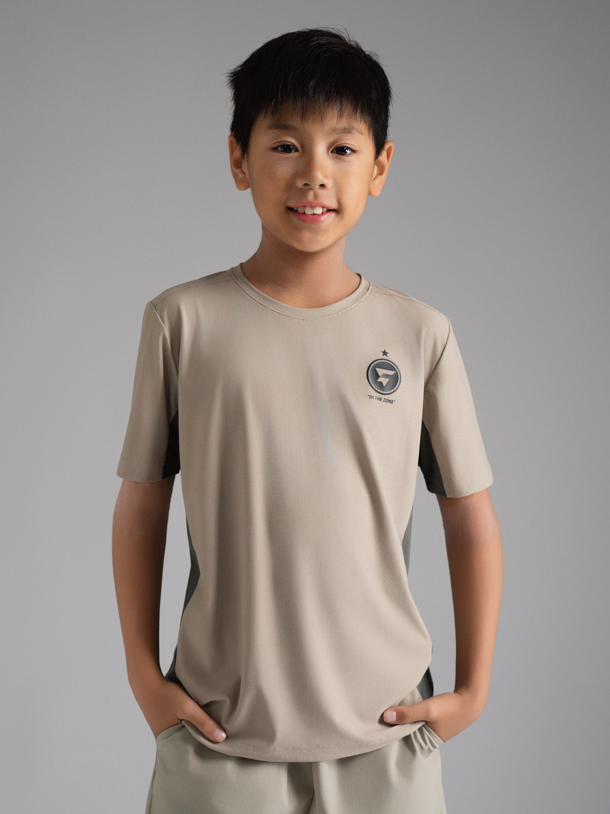 徽章專業拼接機能衣（抗UV）