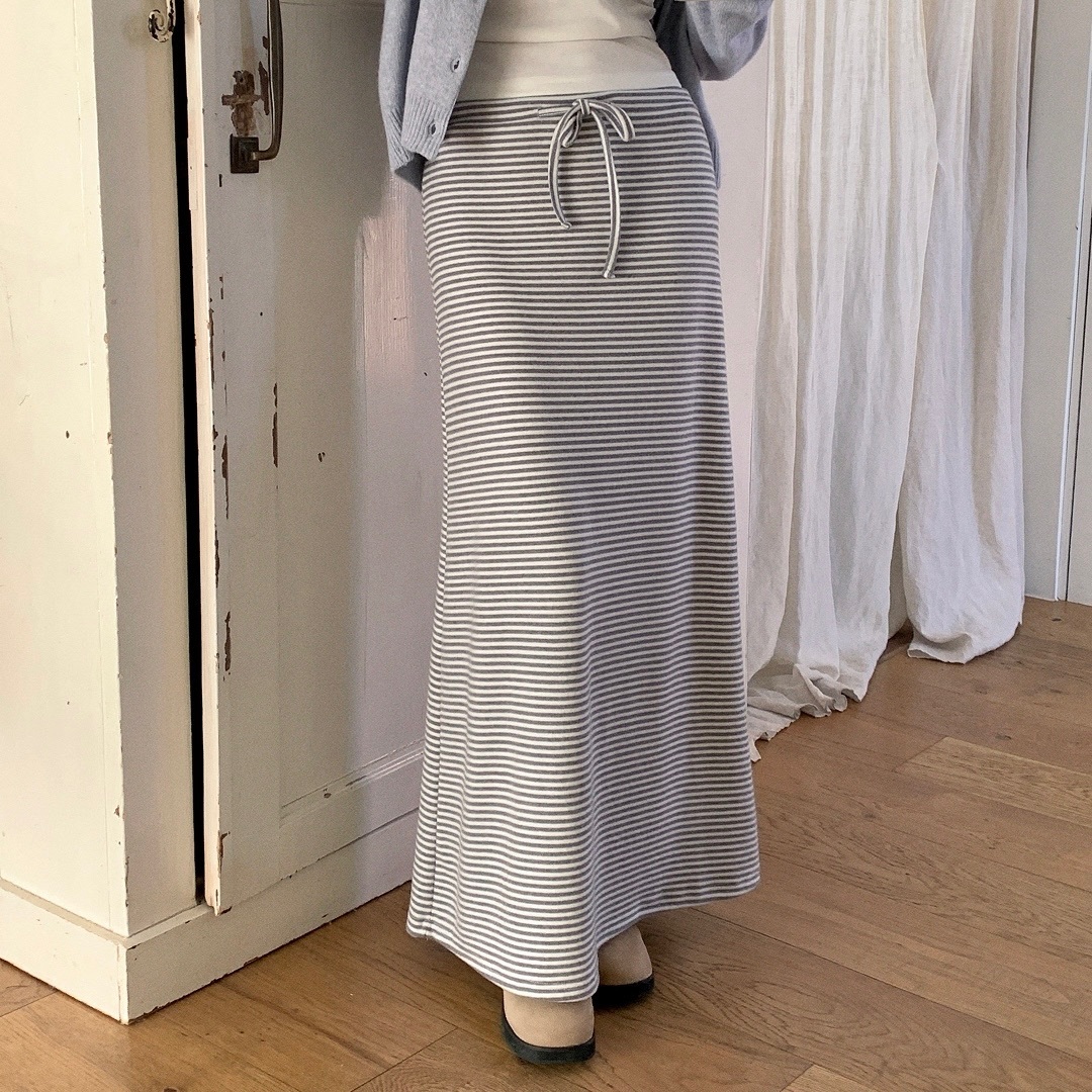 【25/1截單！首批優惠價預訂】$99 跑量價！韓國絨毛條紋長裙（3色）