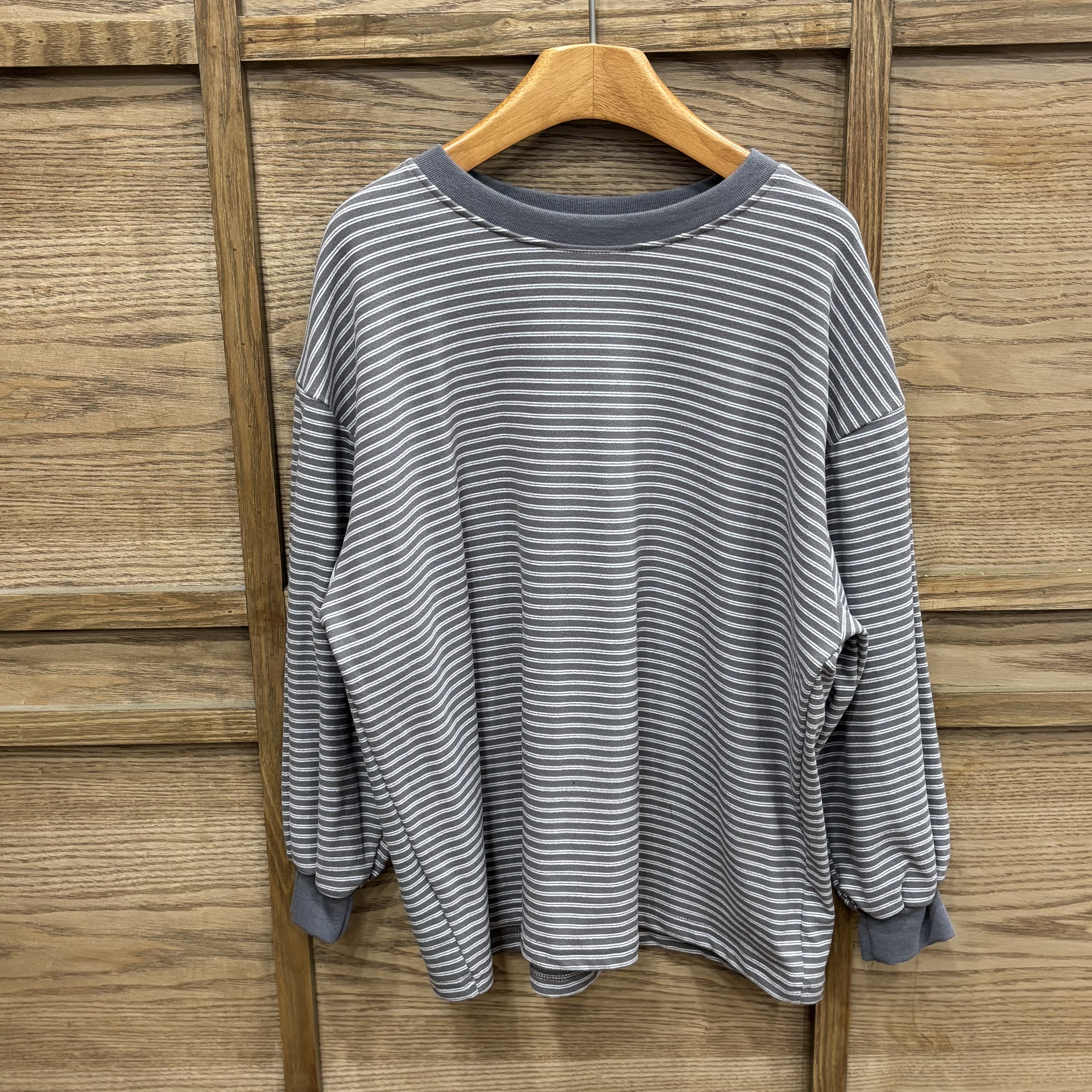 A03905柔軟霧感條紋T