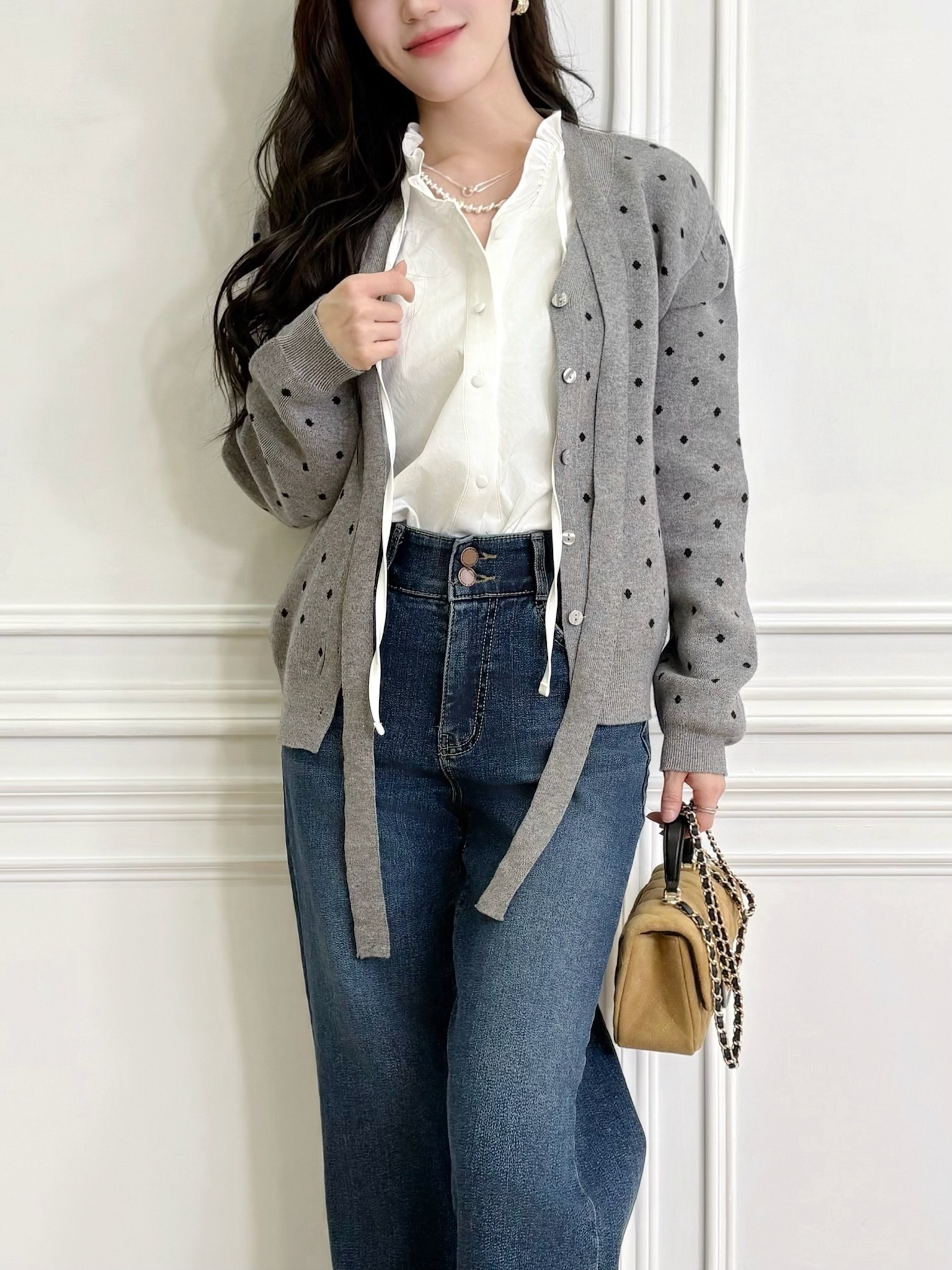 綁帶荷葉領襯衫