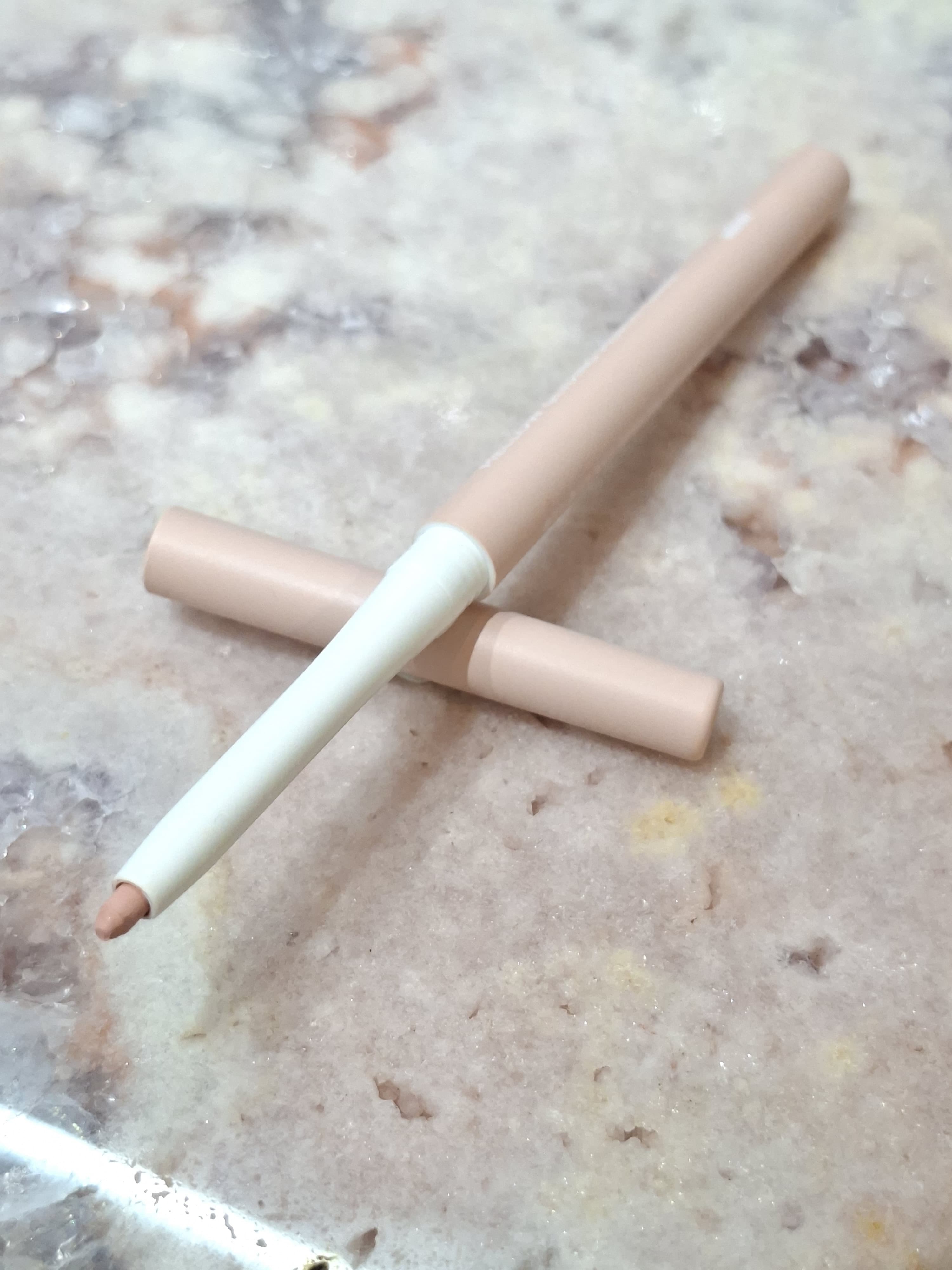 啞光裸色眼線筆（預購產品）