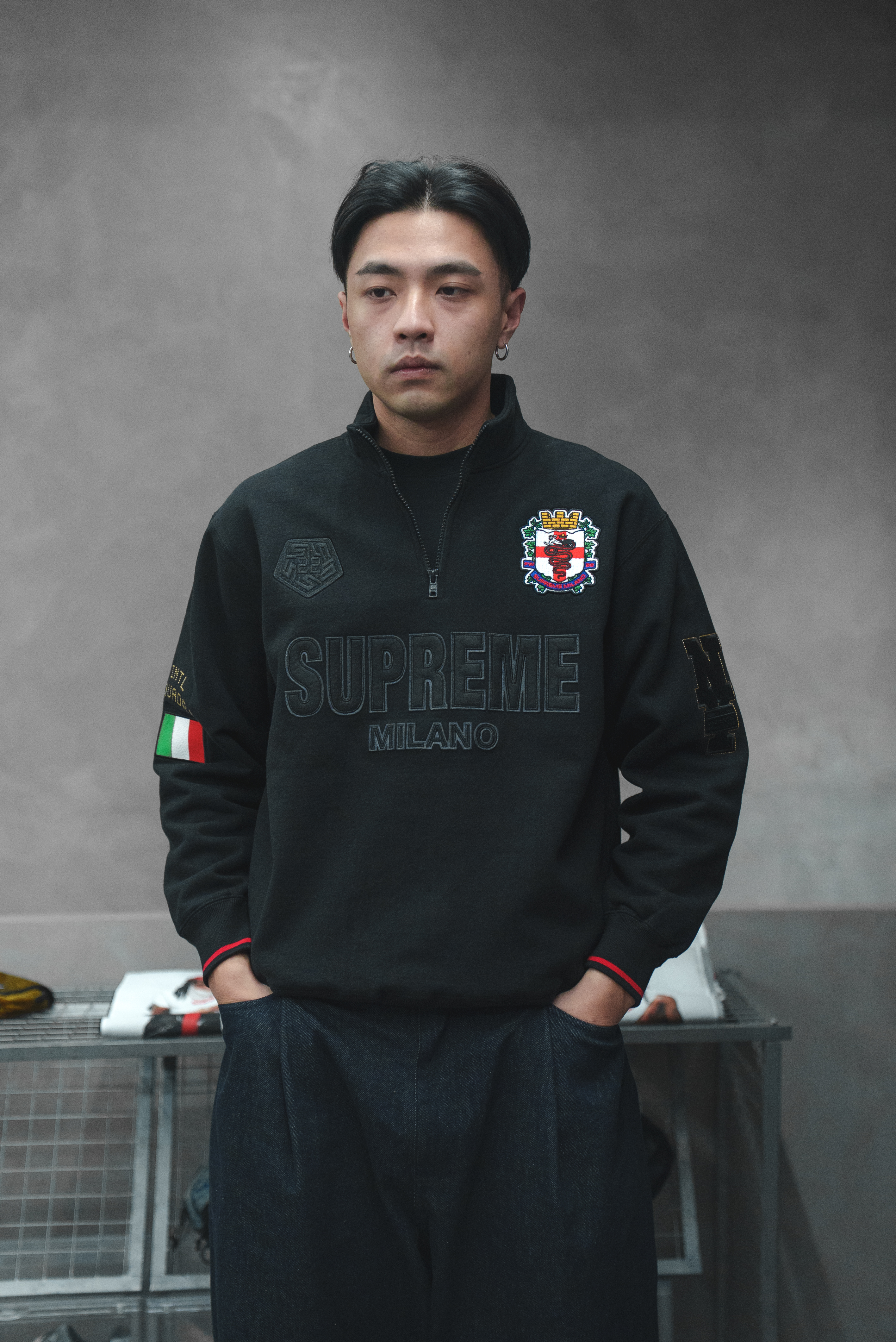 【Focus Store】現貨秒發 Supreme FW22 Week 1 Milano Half Zip Pullover 半拉鍊套頭衫 黑色