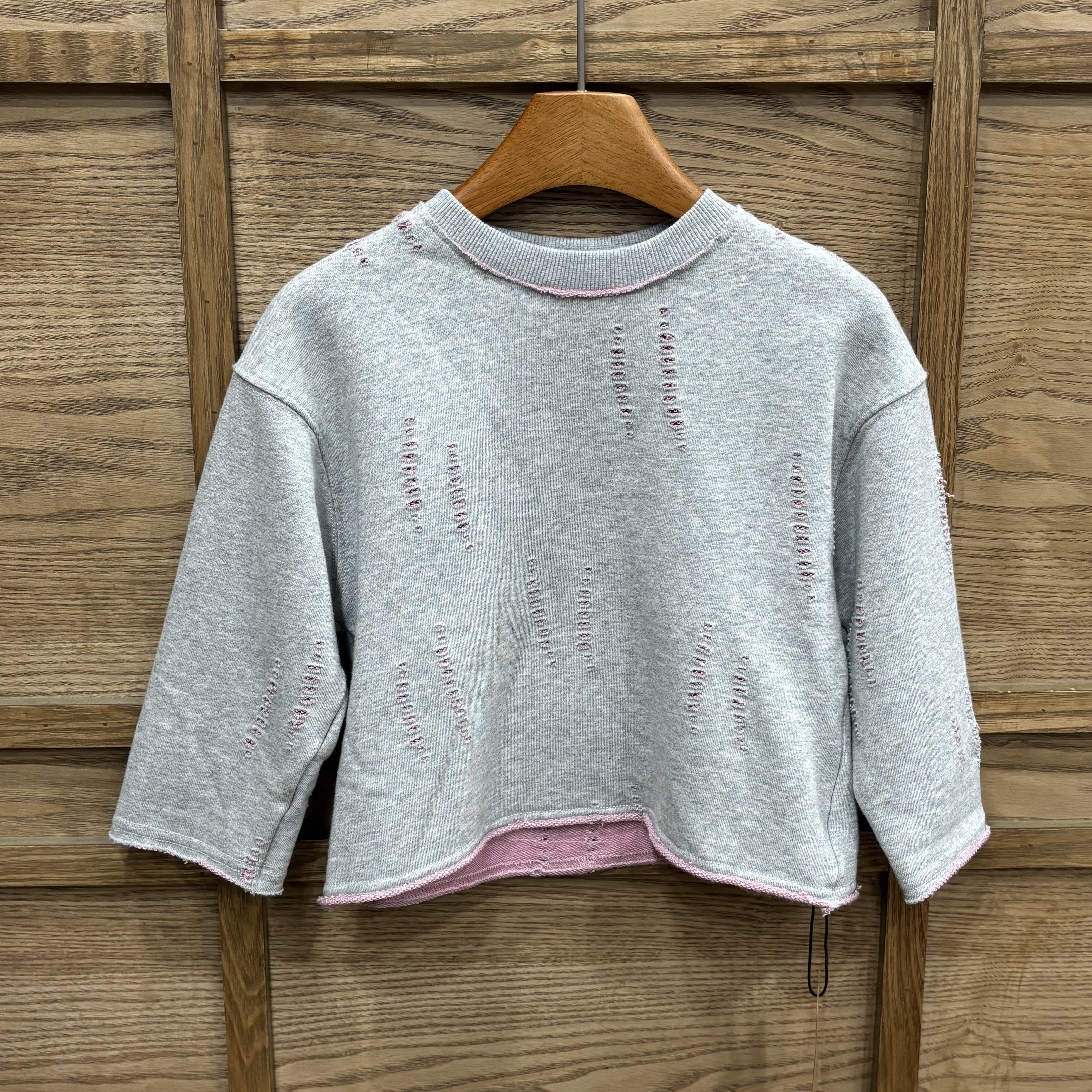 A03971刷破感灰粉拼接上衣