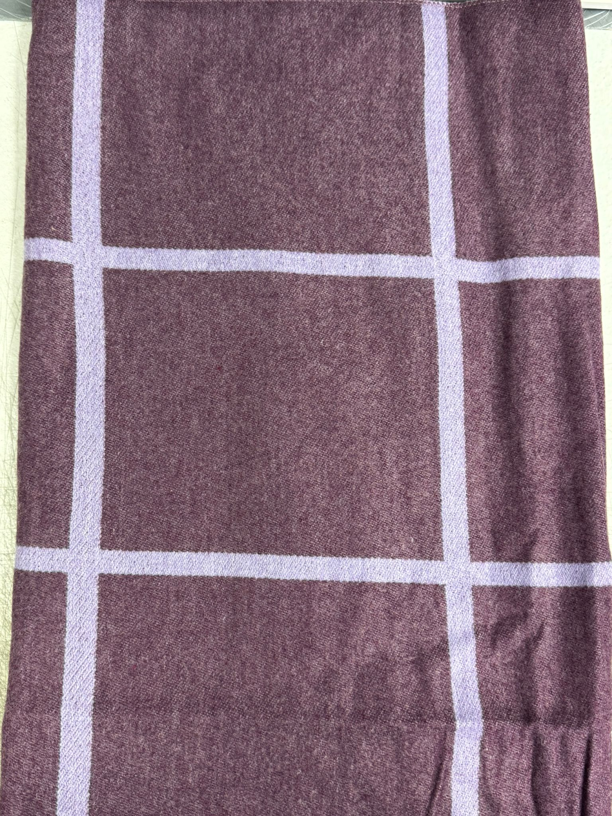 4G247 意大利製方格併色頸巾 72cm x 192cm 紫色併灰色