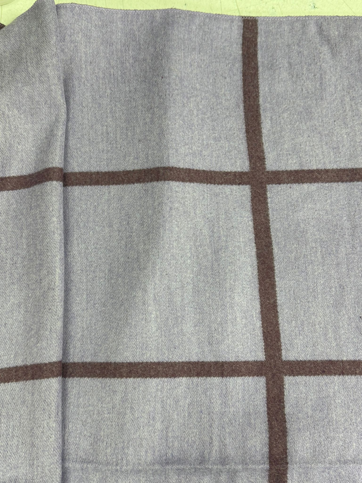 4G247 意大利製方格併色頸巾 72cm x 192cm 紫色併灰色