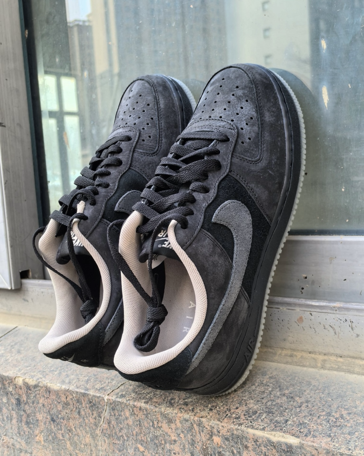 Nike Air Force 1 Low "Black Fossil" 灰黑 復古 麂皮 鐵灰 冰晶底 AF1 低筒休閒鞋 男鞋
