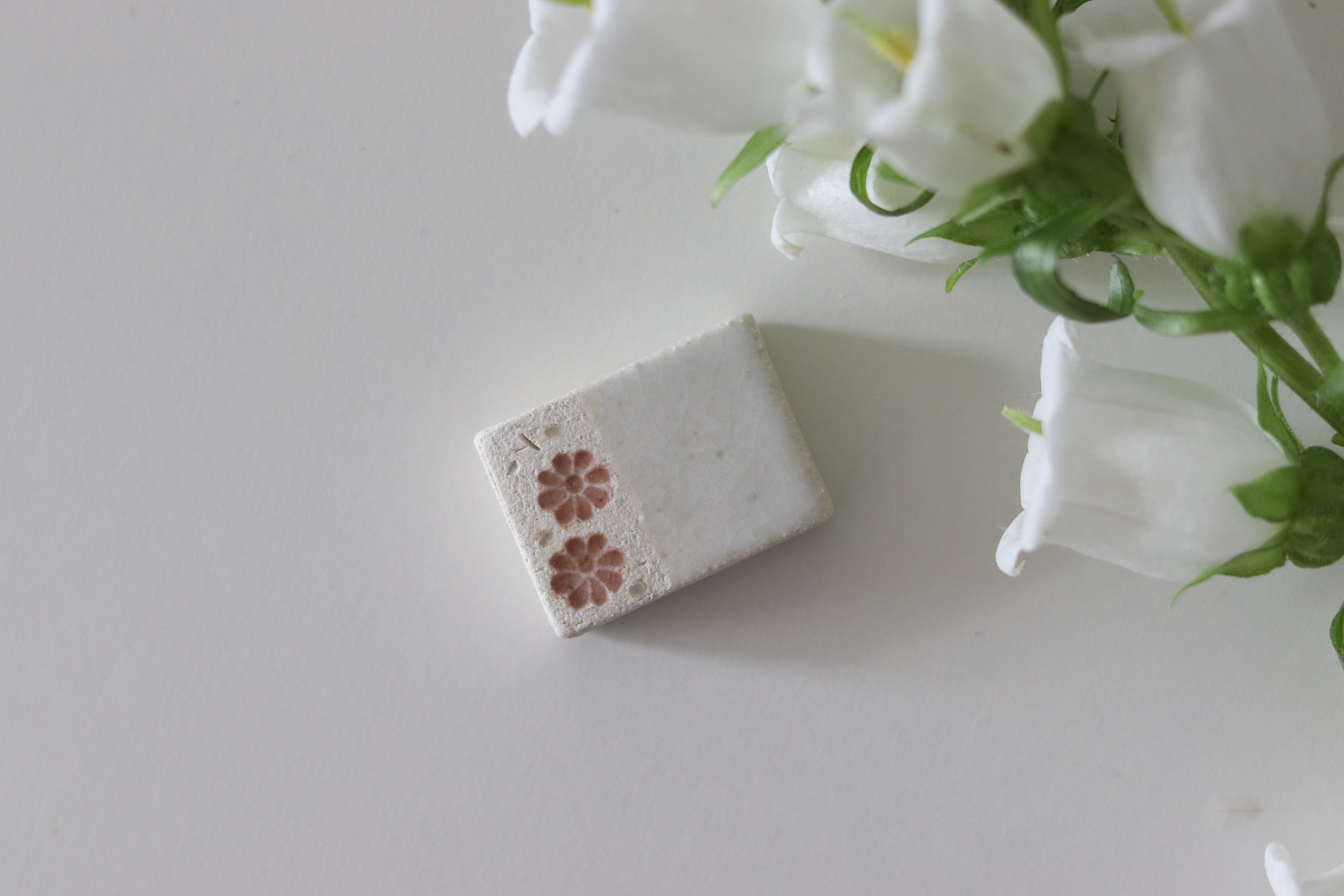 日本 美濃燒 花朵 筷架