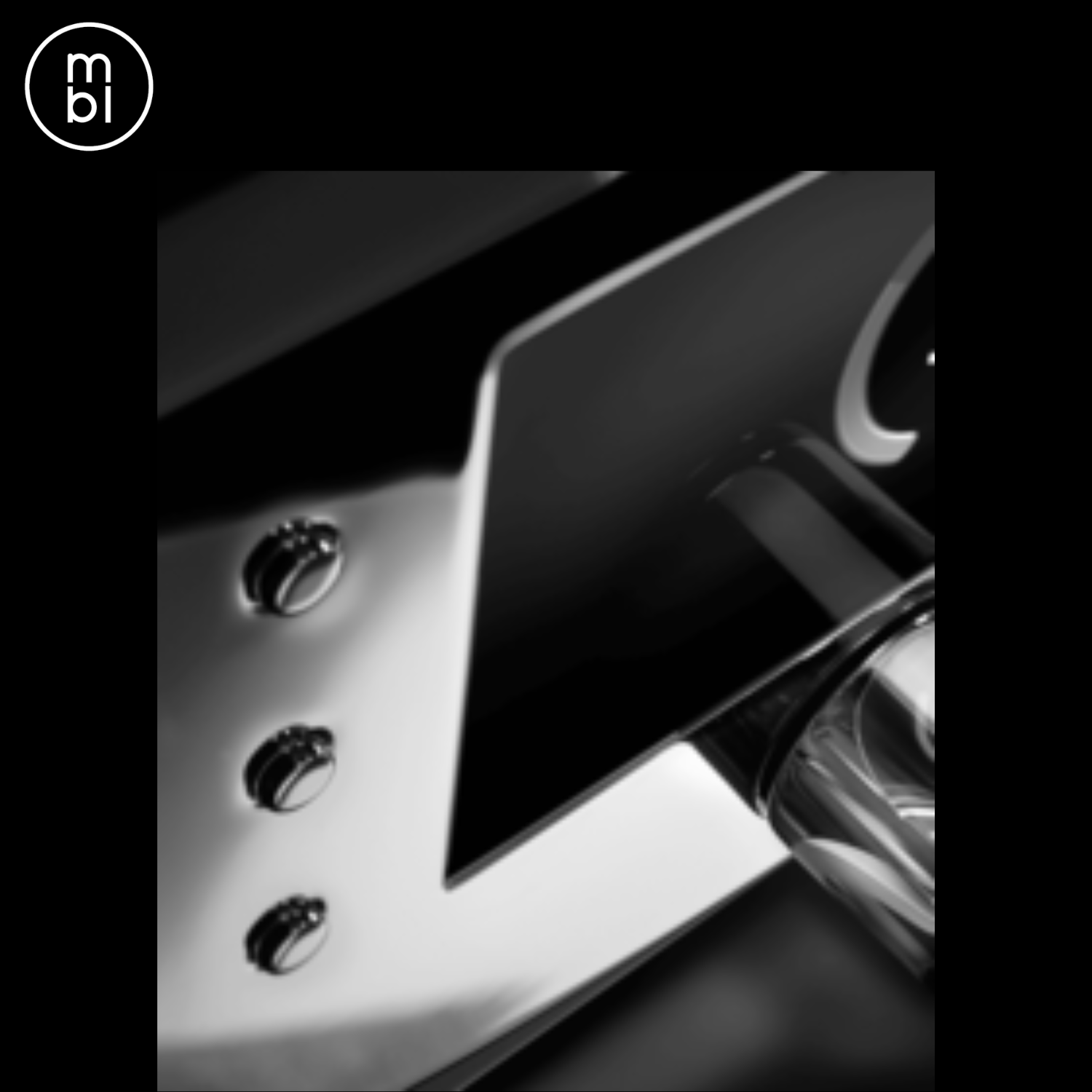 MBL Noble N51 Integrated Amplifier Control