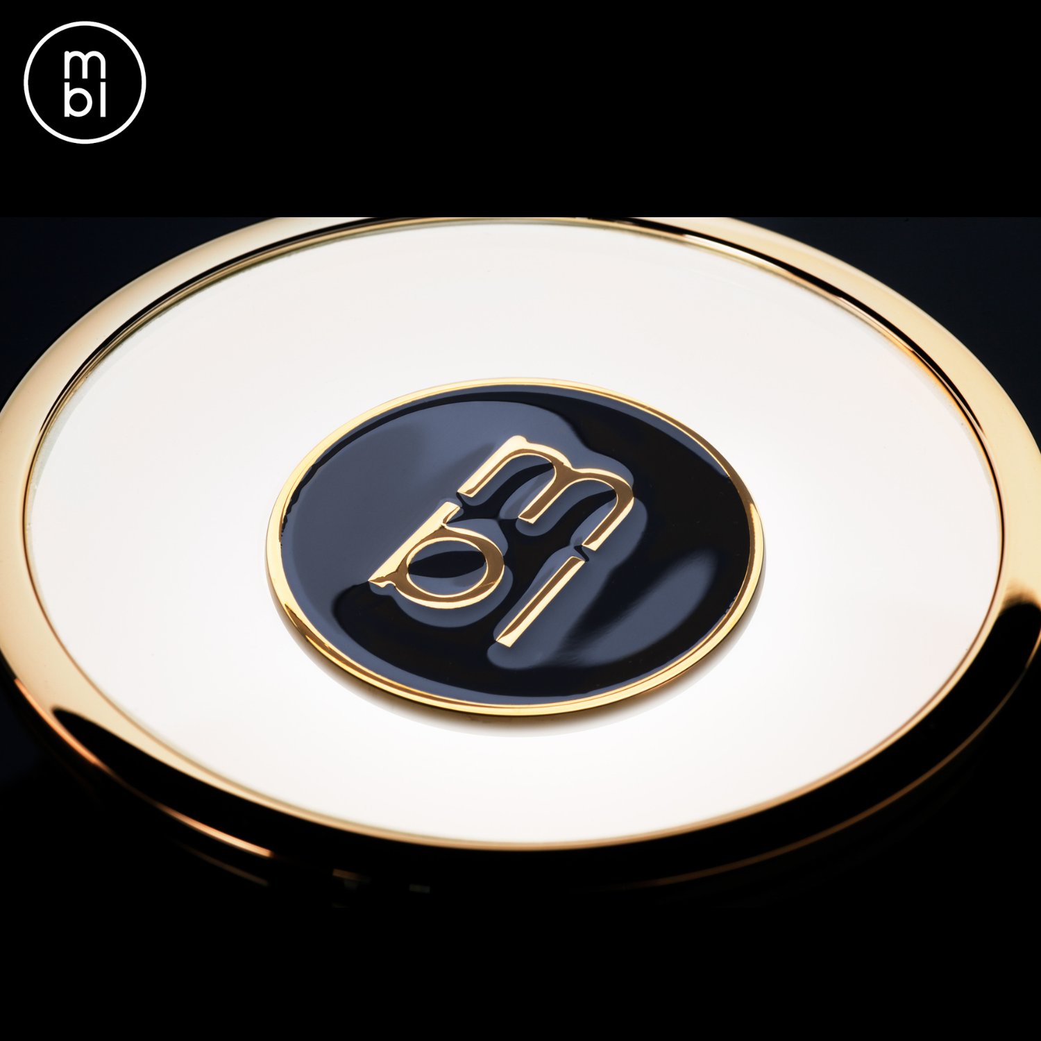 MBL Noble N51 Integrated Amplifier Side Angle Black Chrome Logo