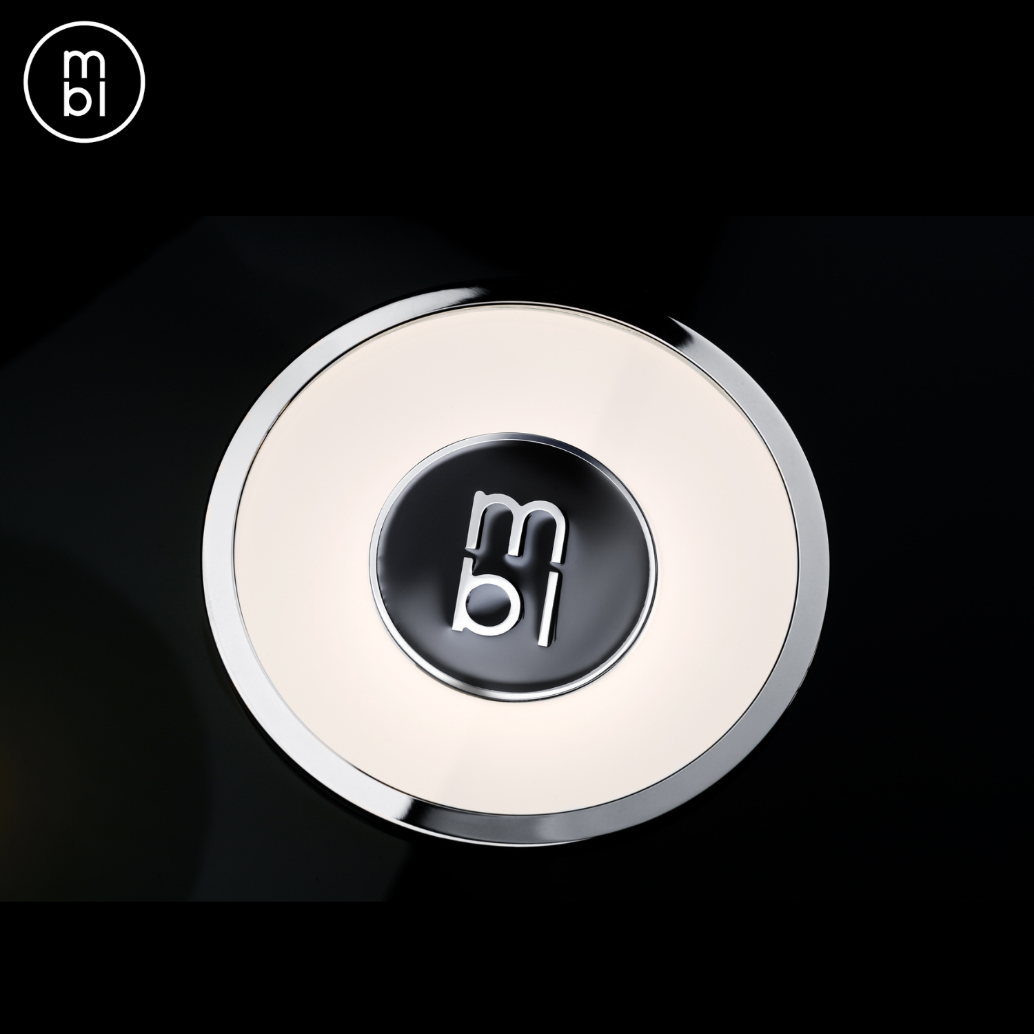 MBL Noble N51 Integrated Amplifier Black/Palinux Logo 3