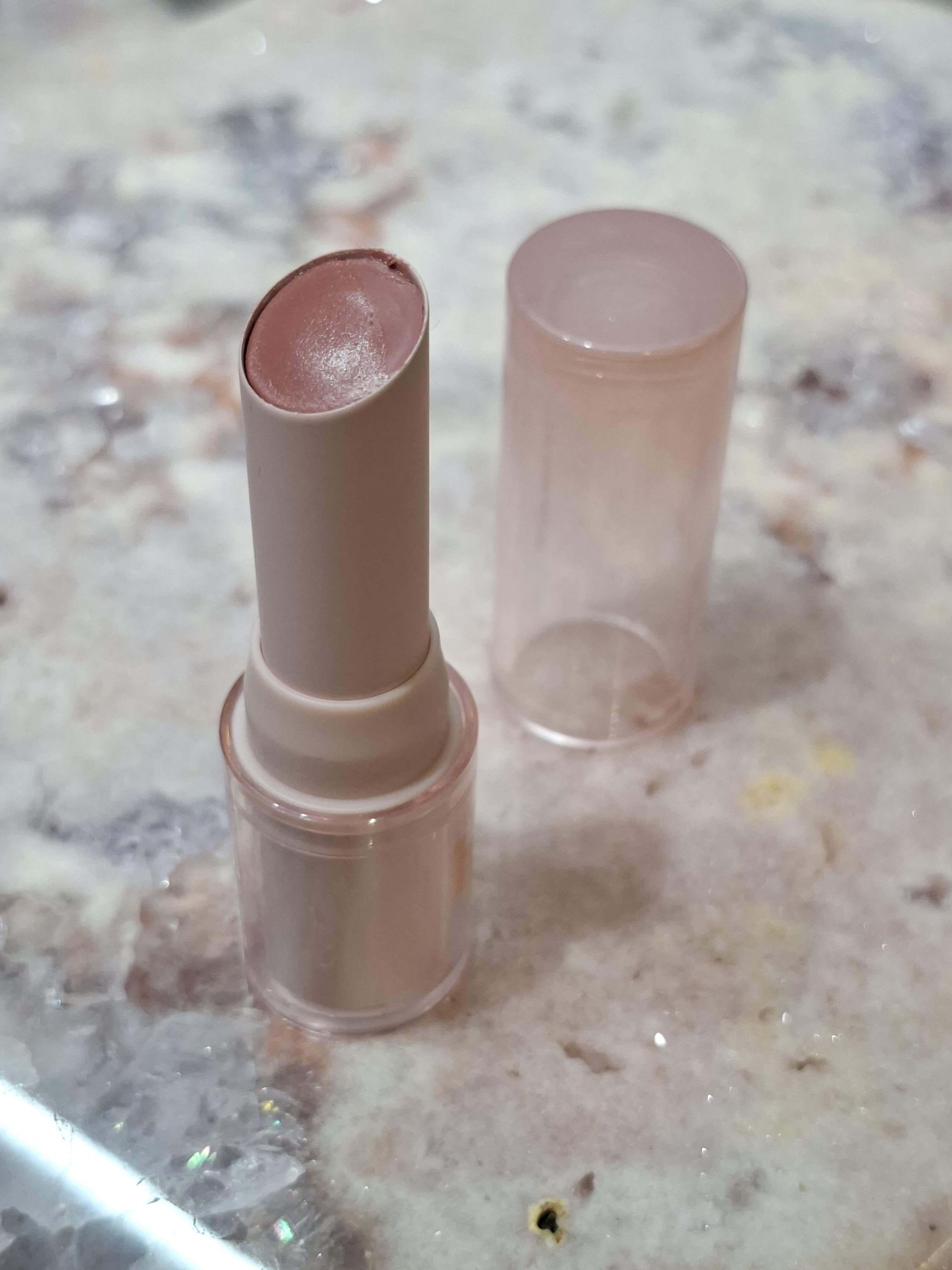 柔滑唇膏（預購產品）