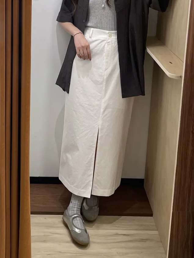 #228N518 藏hip，前開釵挺身直筒裙