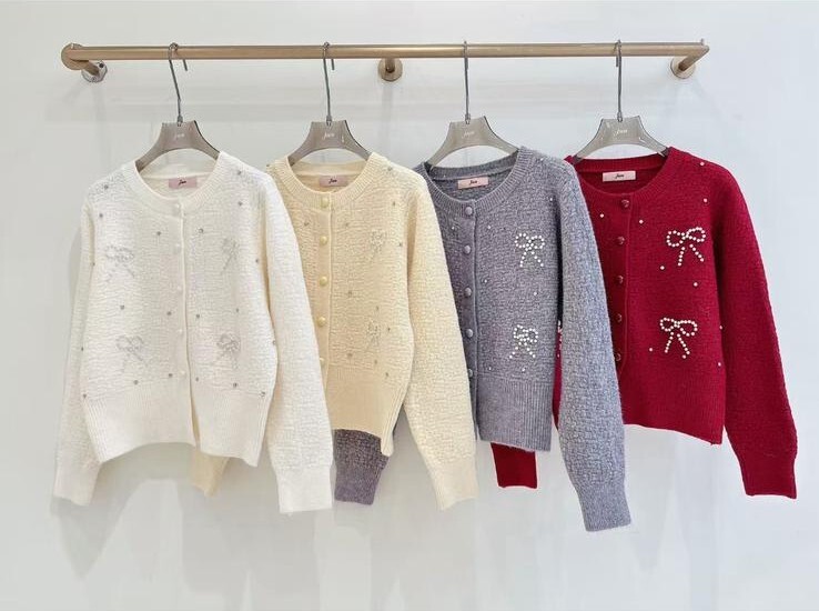 J28 胸39-43 長21.5 $399 (一口價)