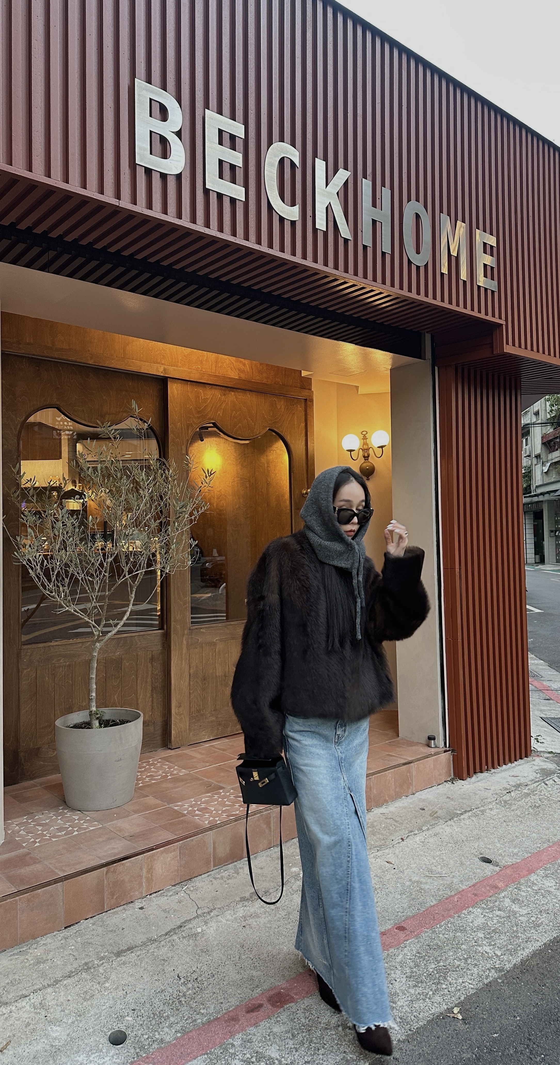 不收邊刷白牛仔裙