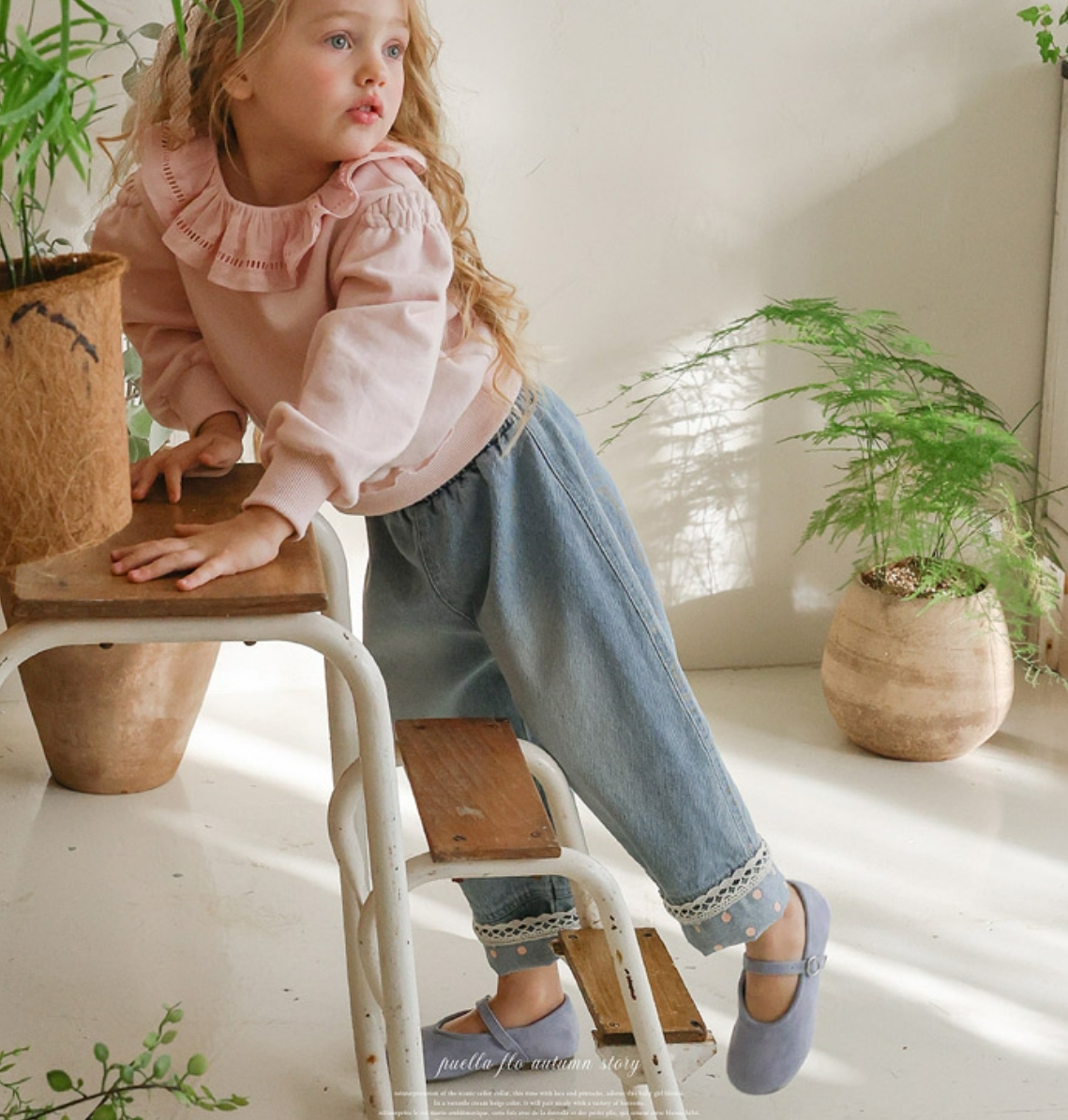 正韓春FLO 兩色波點反摺牛仔褲