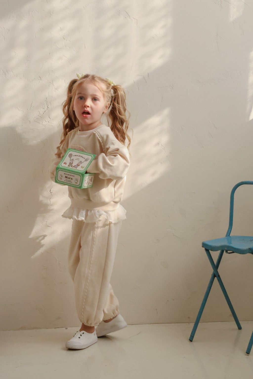 正韓春FLO 兩色奶油邊運動褲