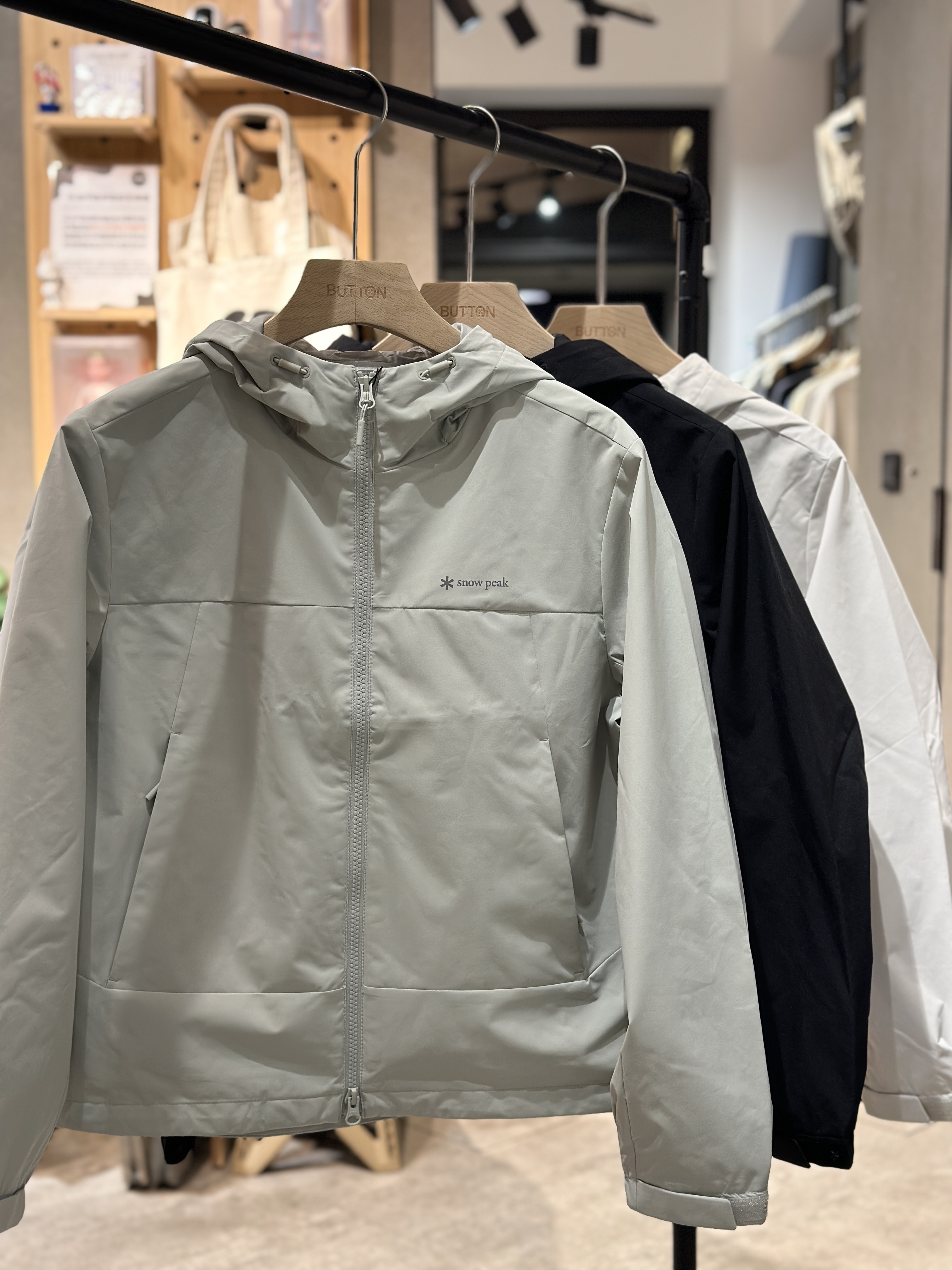 【現貨】snow peak 2L Women Titanig Windbreaker 女款 Titanig 雙層 防風外套 S25FWTWB31