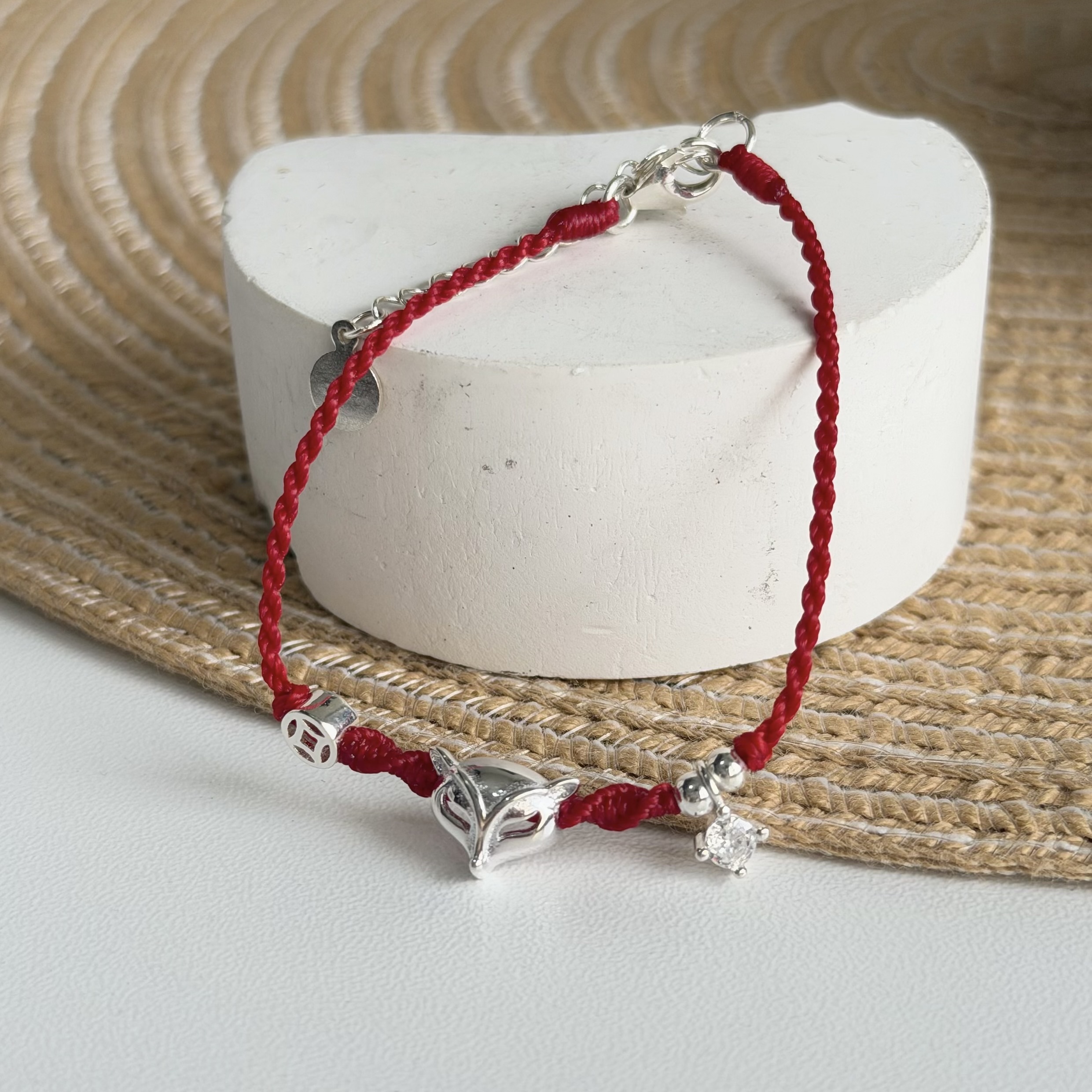 Q224錢幣單鑽狐狸純銀紅線