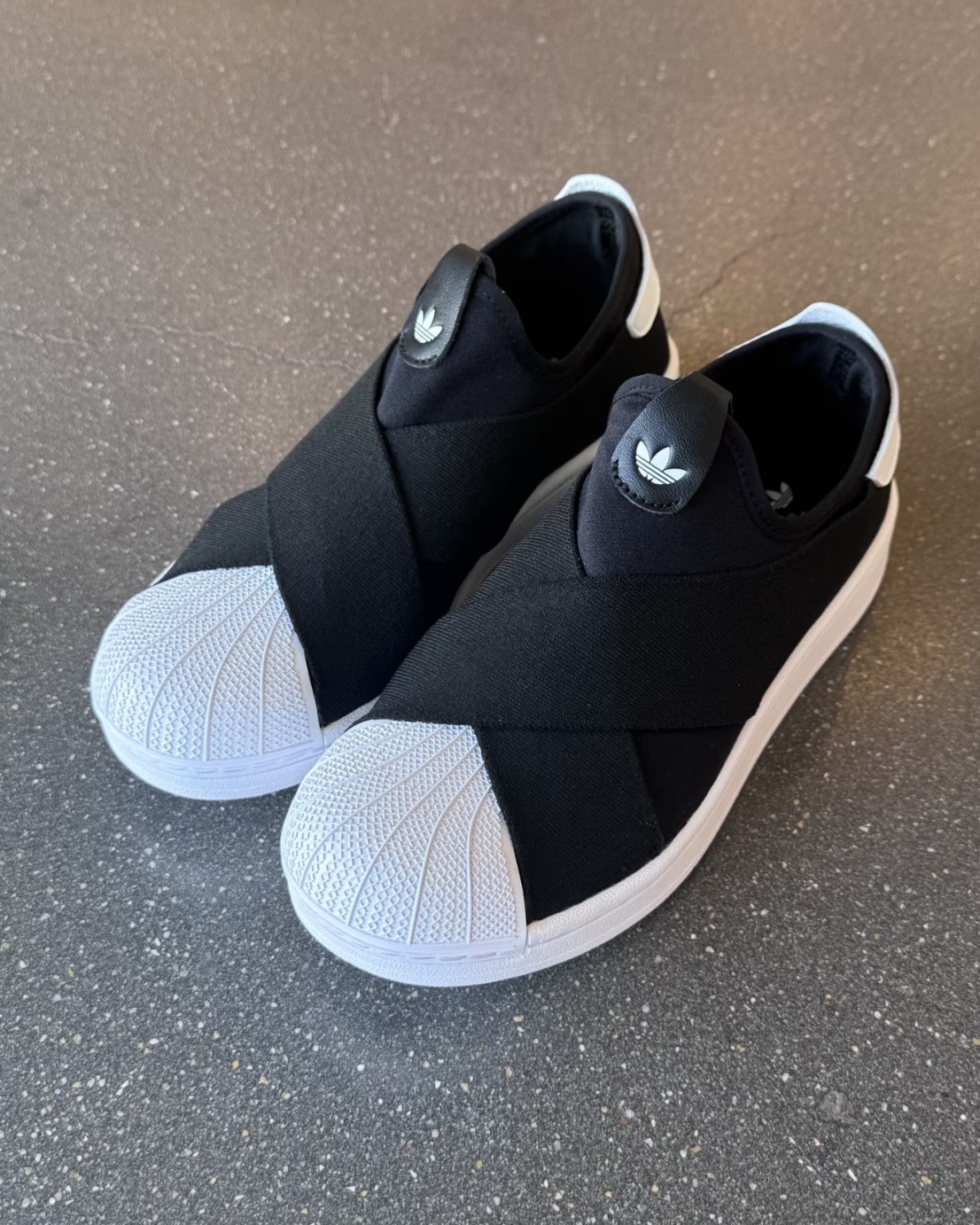 ADIDAS SUPERSTAR 2.0 SLIP-ON 貝殼頭 愛迪達 三葉草 繃帶鞋 懶人鞋 X型鬆緊帶 黑白 男女鞋 KH8210 / 調貨