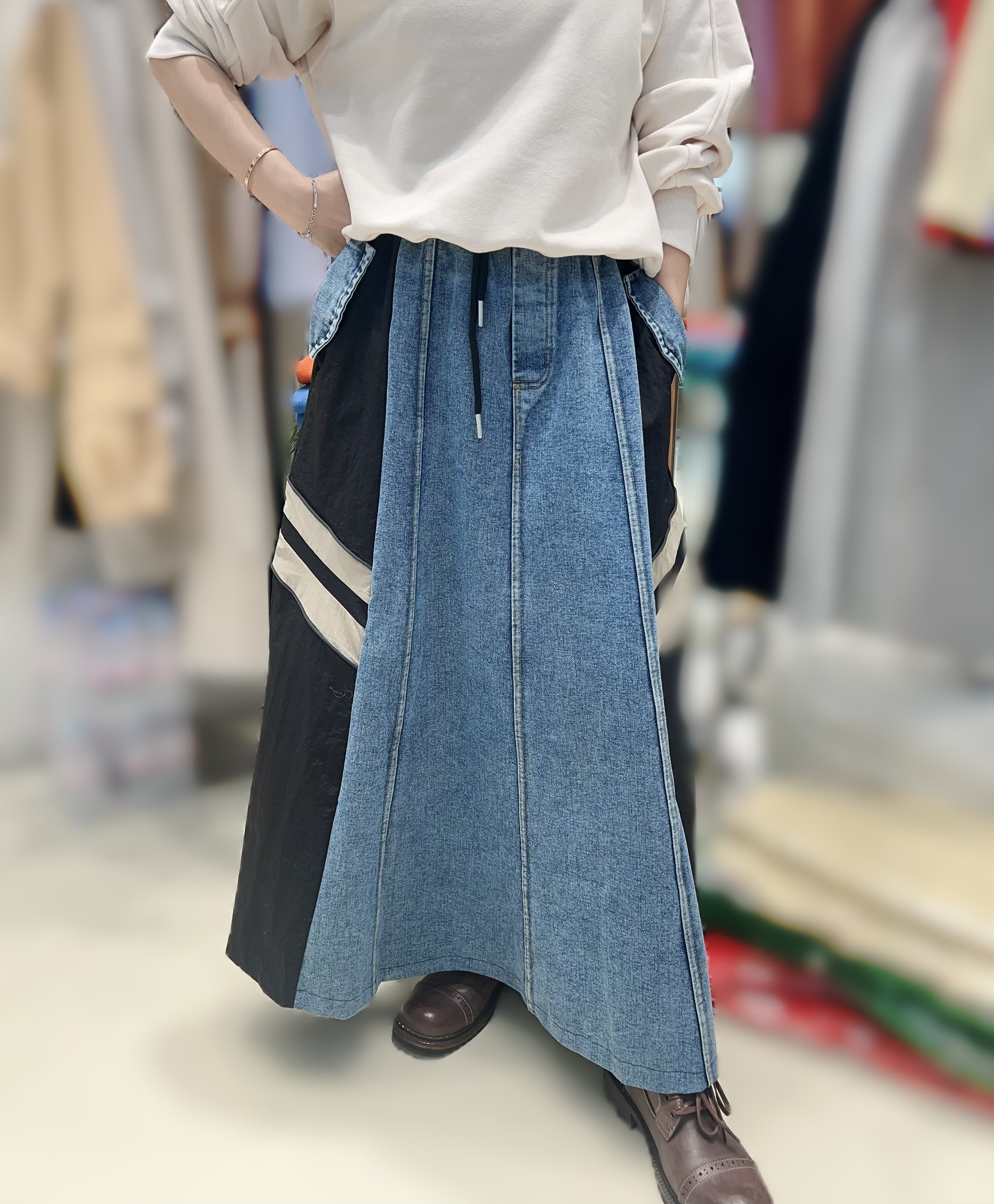 RA09  牛仔橡根裙腰26-39 hip 52  長35 $489[一口價]