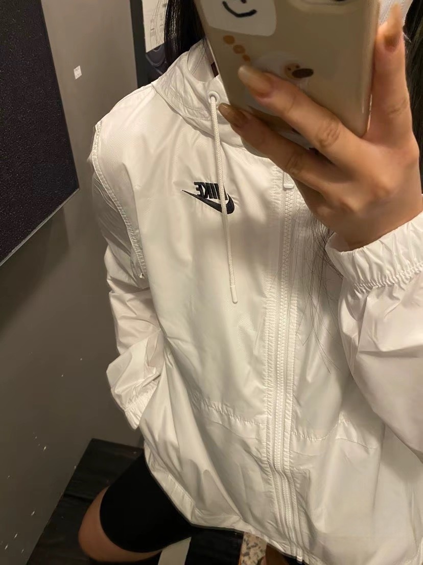 NIKE SPORTSWEAR Essential 梭織 防風 防水 外套 女款