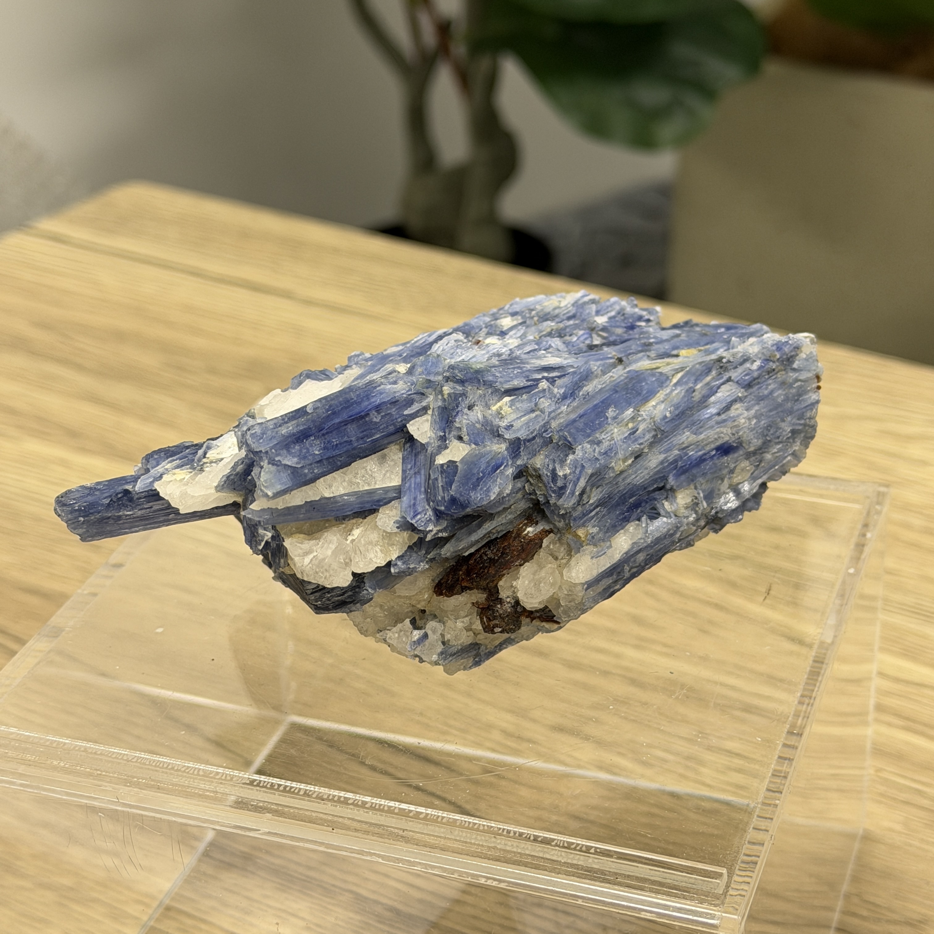 藍晶石原礦 KN1580