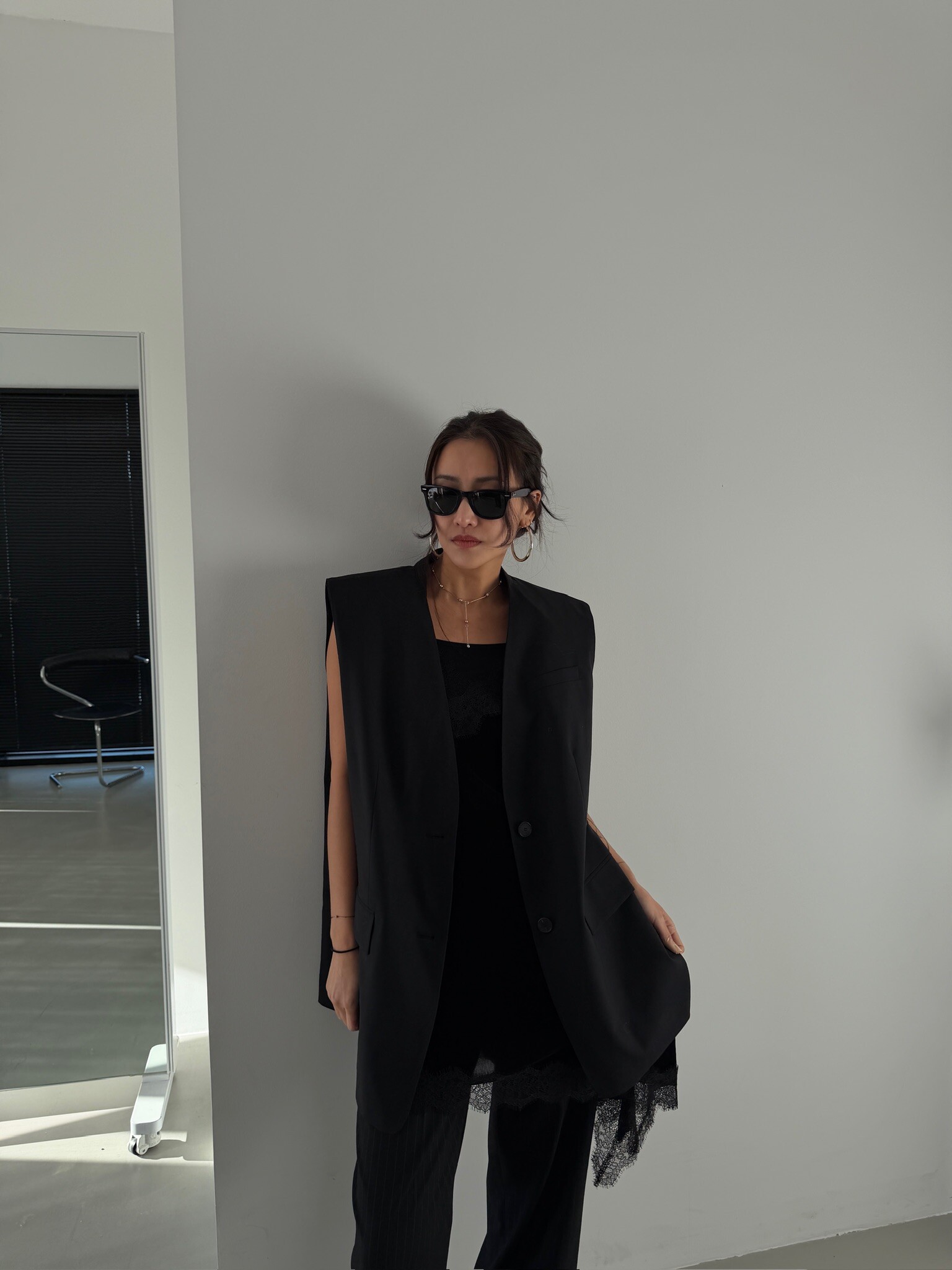 Wool shoulder pads vest blazer