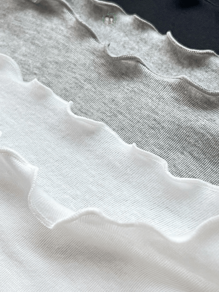 波浪捲邊基礎內搭上衣〈🇰🇷DAY 1〉