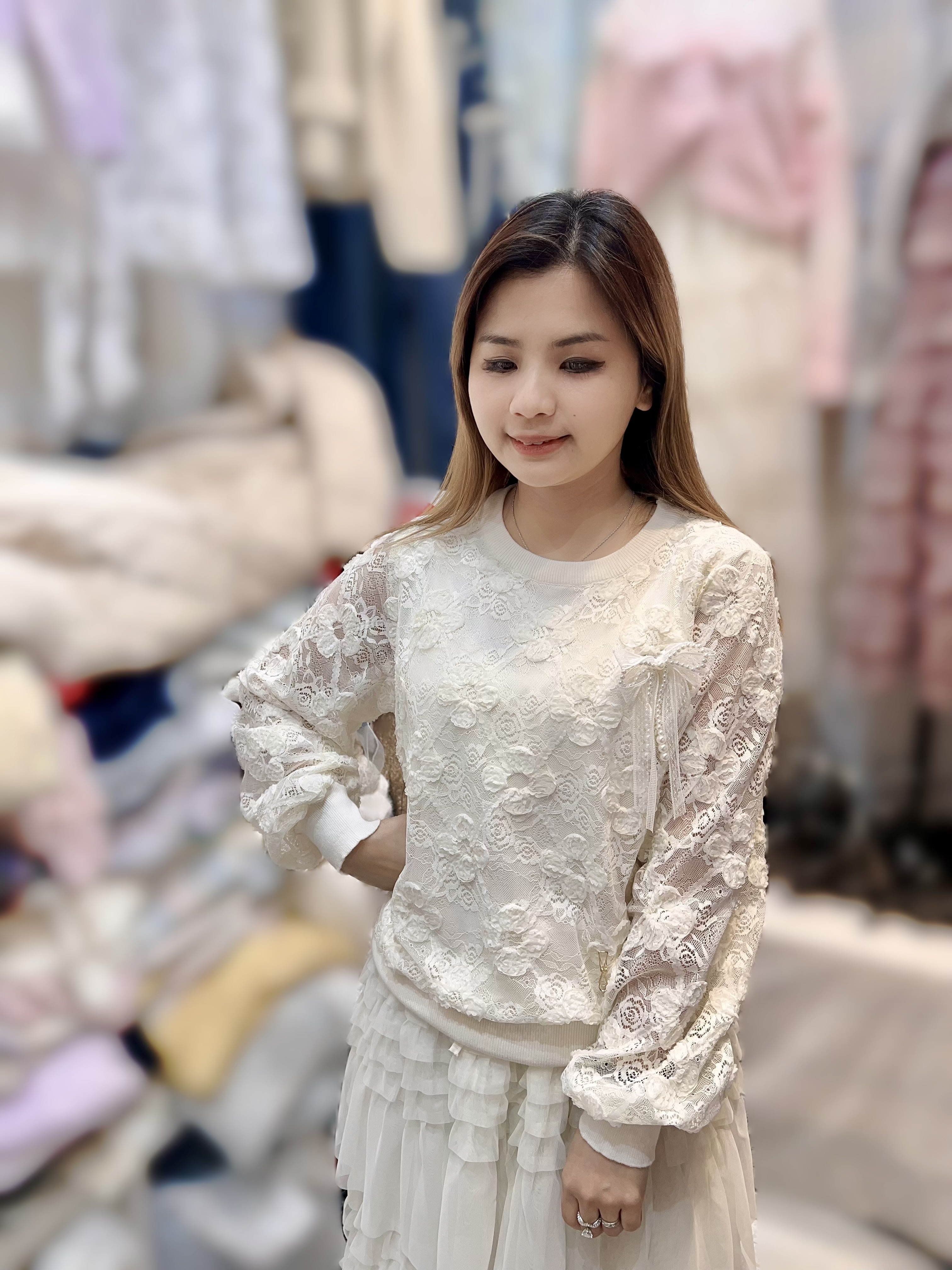 J01 胸40-44 長22 $499 (一口價)