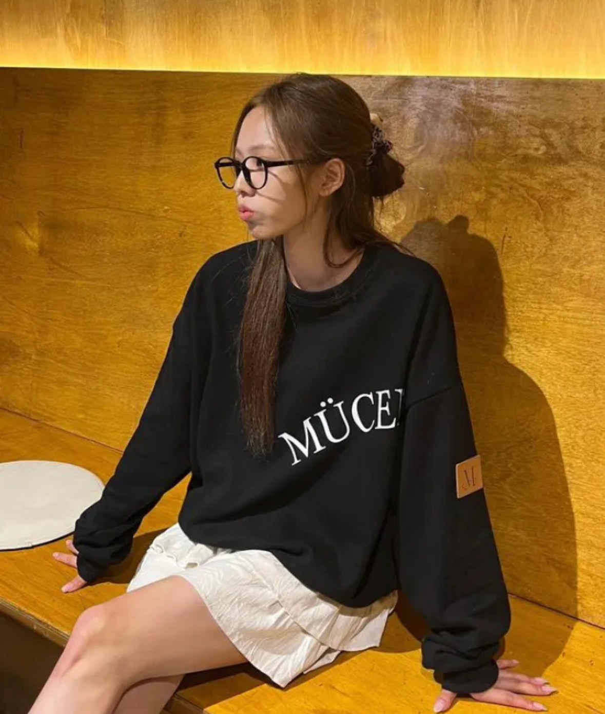 🇰🇷 Mucent 皮革側標大學Ｔ 大Logo 長袖 男女款 2色/預購