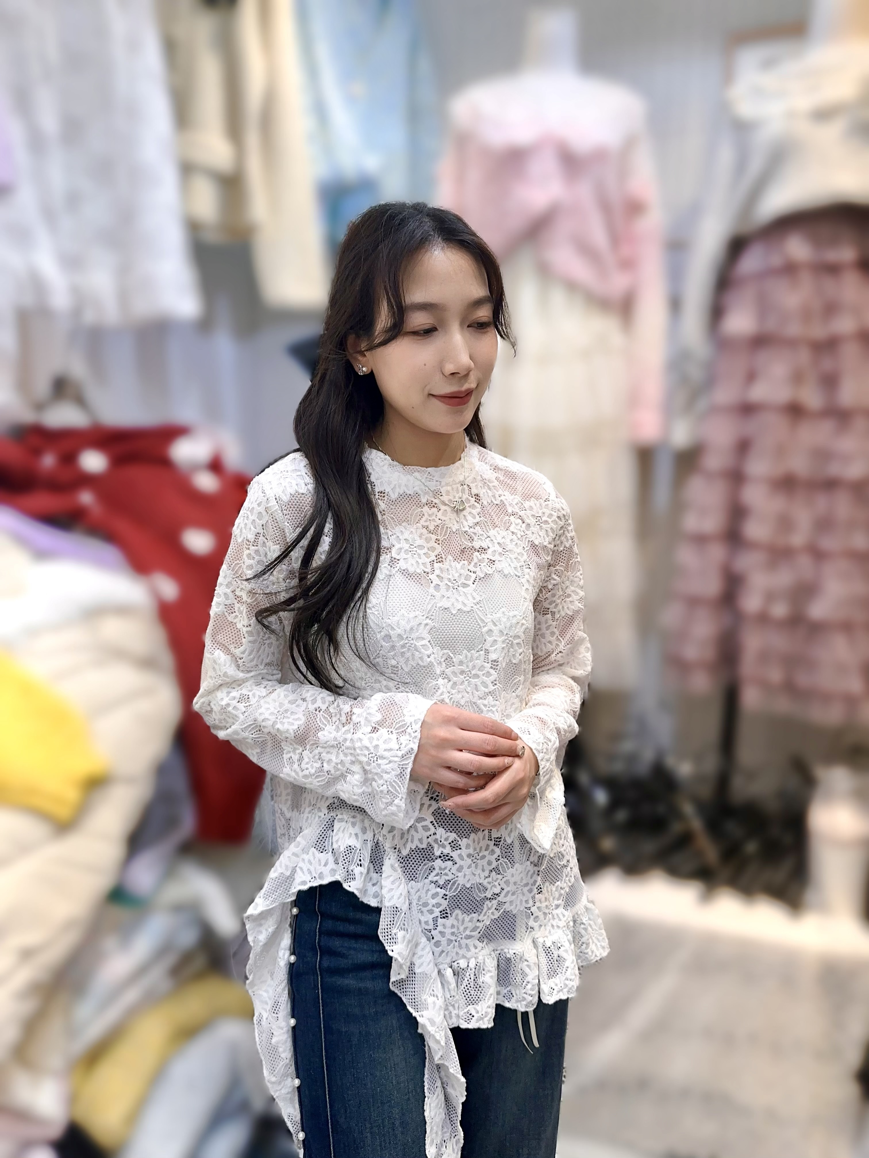 J11  氣質lace 胸42-45 長21 $339  (一口價)