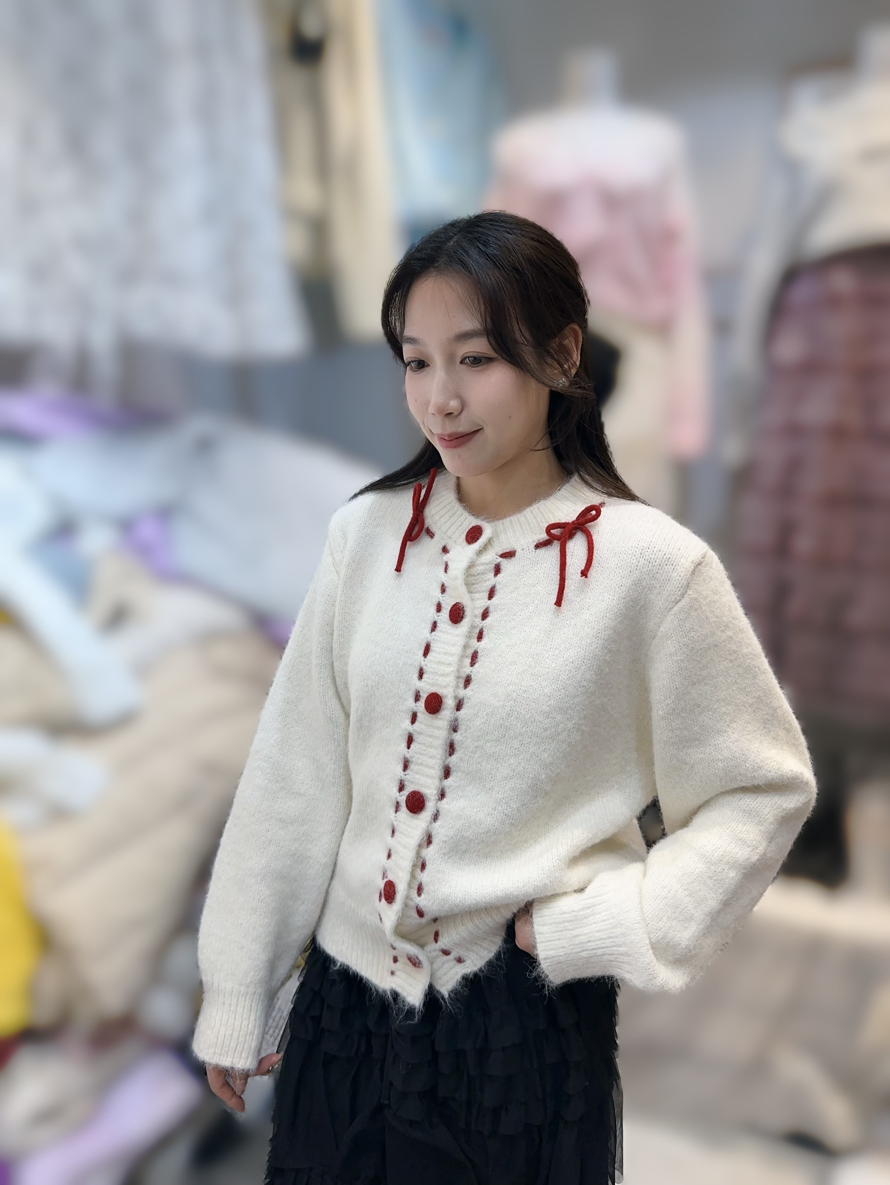 J19 胸42-47 長24 $399 (一口價)