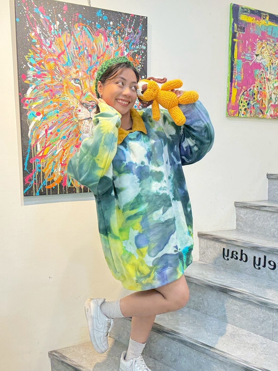 慕慕卡樂 / ice dyed 冰染大學T / 油畫湖水綠 5L