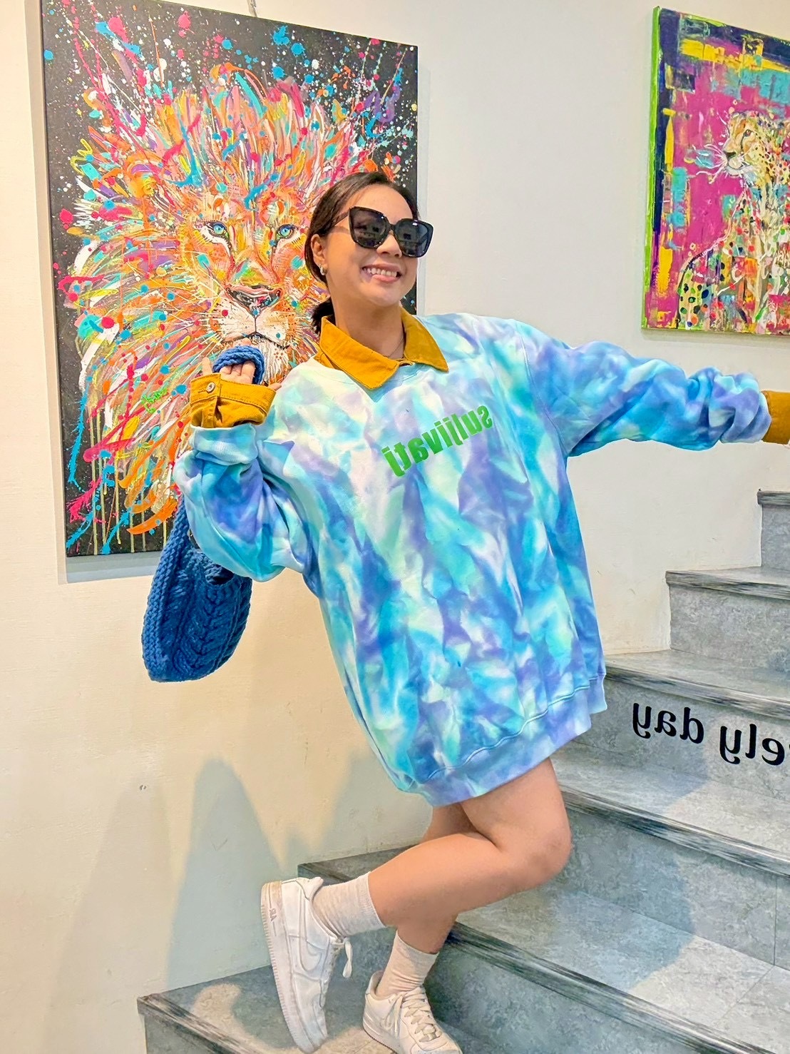 慕慕卡樂 / ice dyed 冰染大學T / 油畫溪水 2L