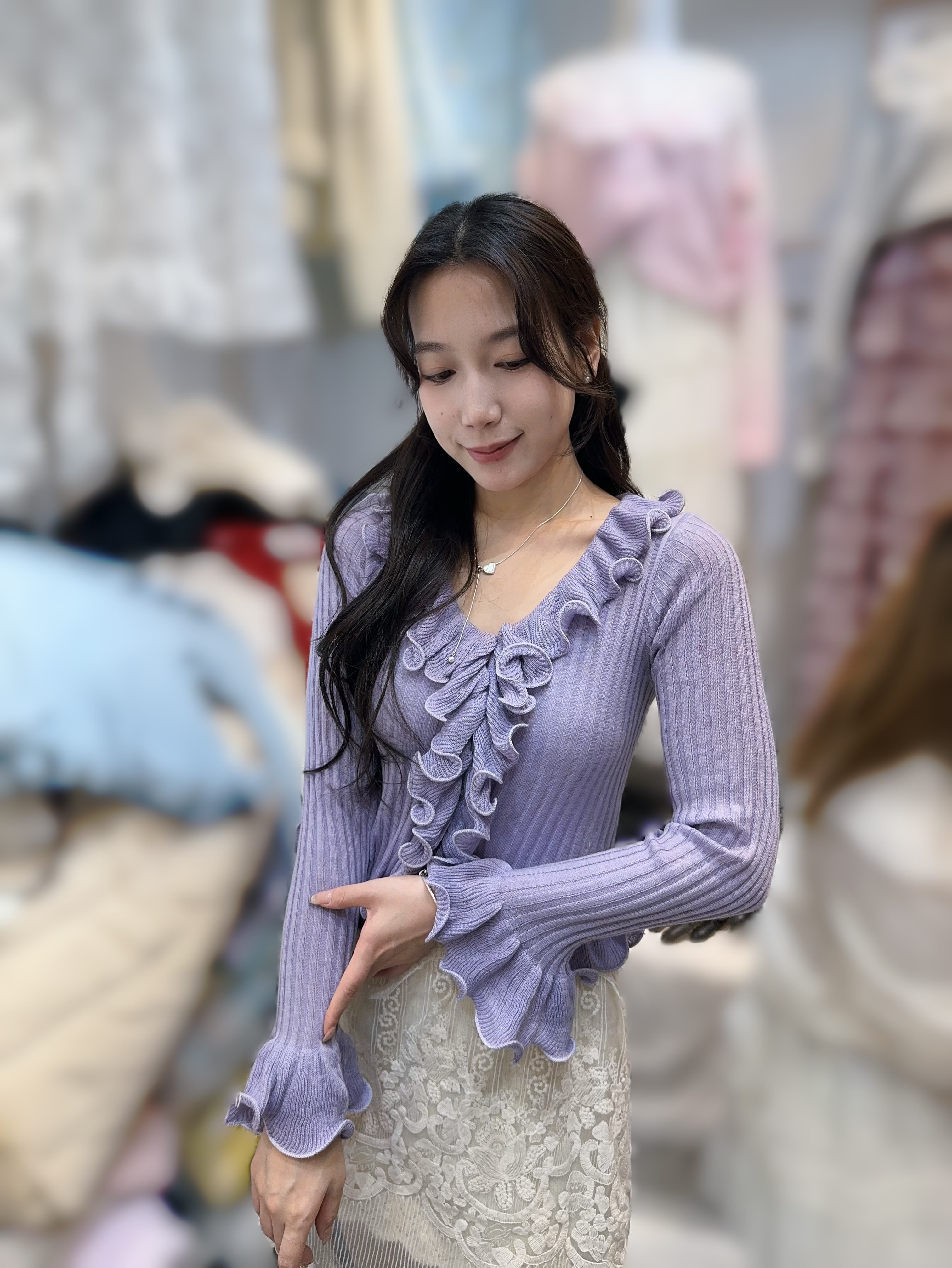 J48 胸34-41 長21 $799 (一口價)