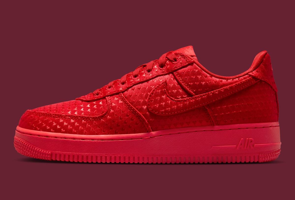【預訂】NIKE AIR FORCE 1 "VALENTINE DAY" 紅色刺繡暗花心心-WOMEN